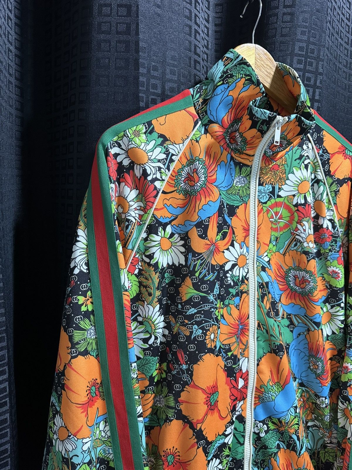 Gucci × The North Face Gucci x The northface floral print track jacket Size US L / EU 52-54 / 3 - 6 Thumbnail