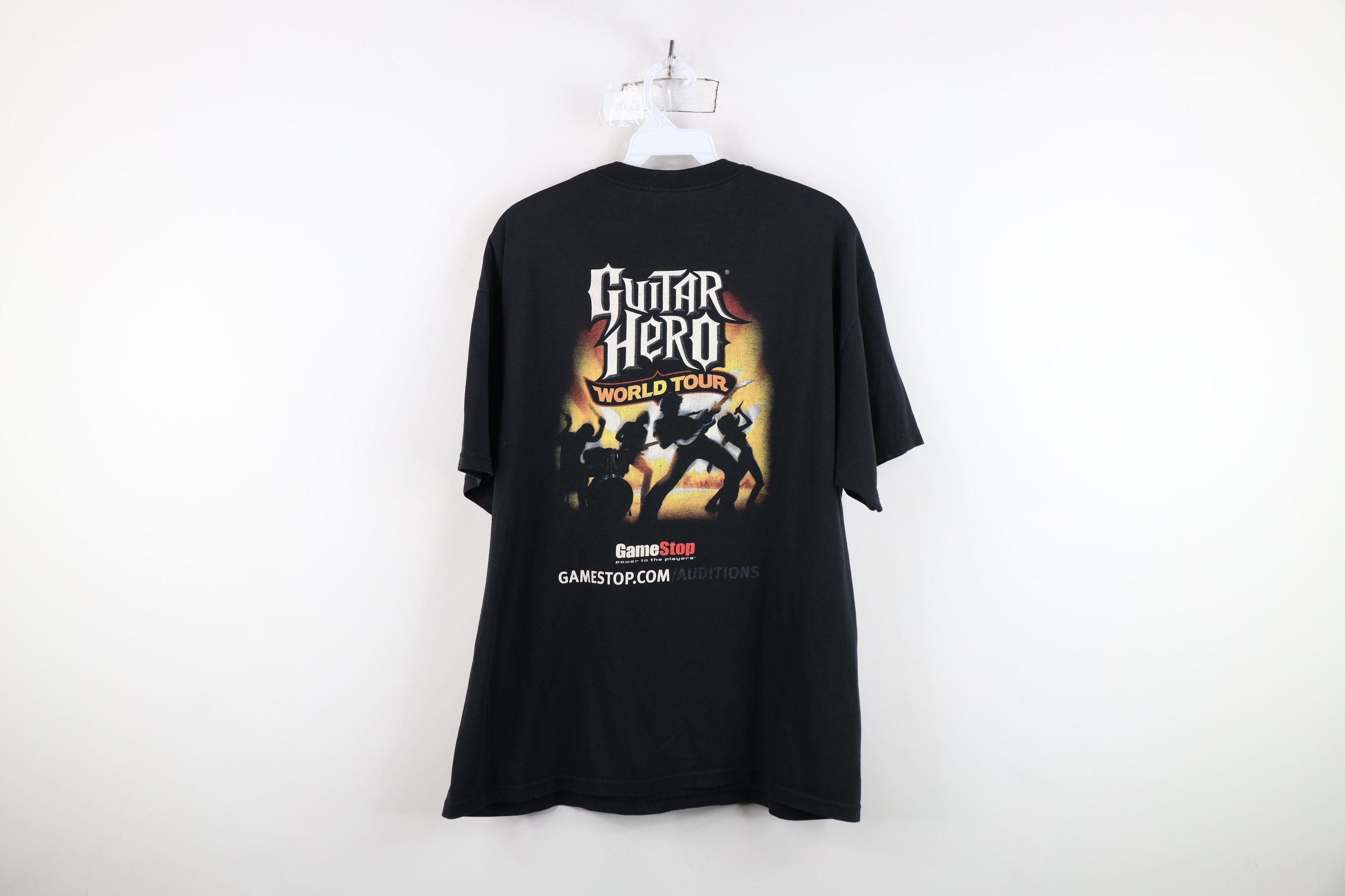 Vintage Vintage Y2K Guitar Hero World Tour Video Game T-Shirt Size US L / EU 52-54 / 3 - 14 Thumbnail