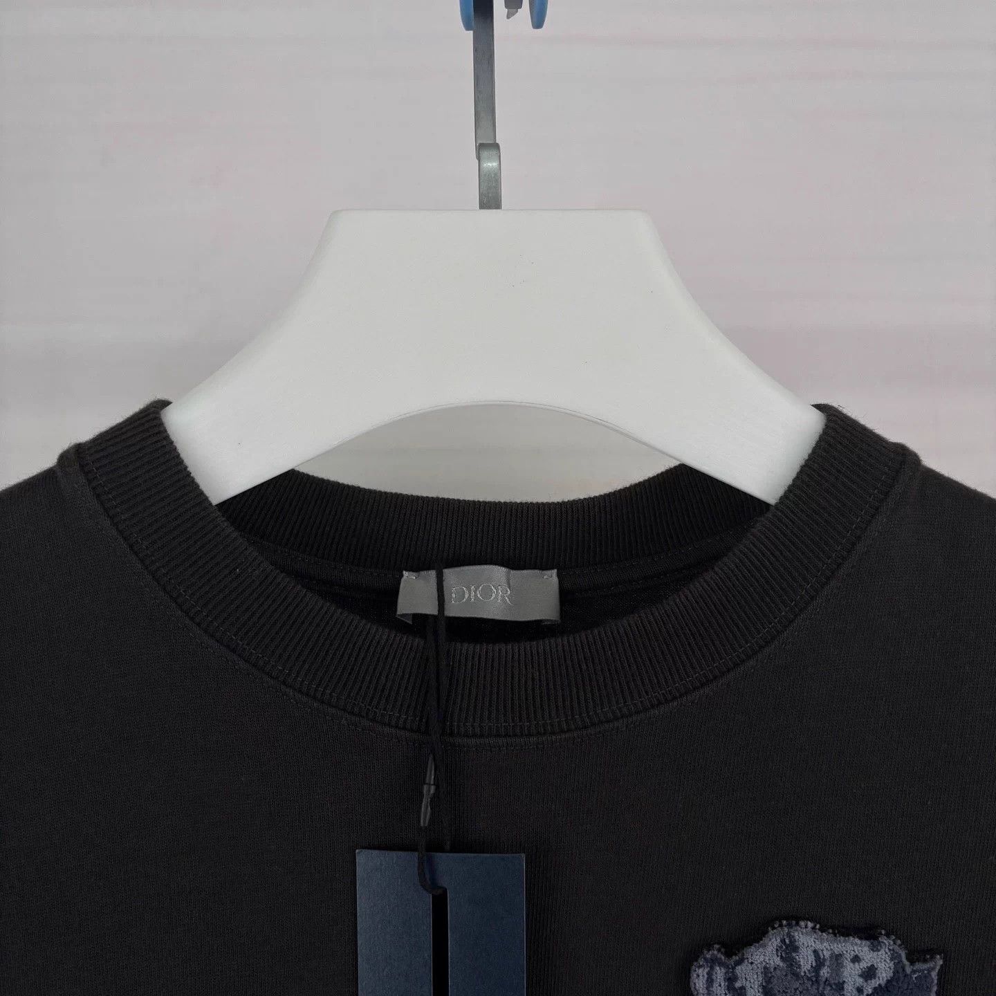 Dior Dior Floral Embroidered Short Sleeve T-Shirt Size S New Size US S / EU 44-46 / 1 - 3 Thumbnail