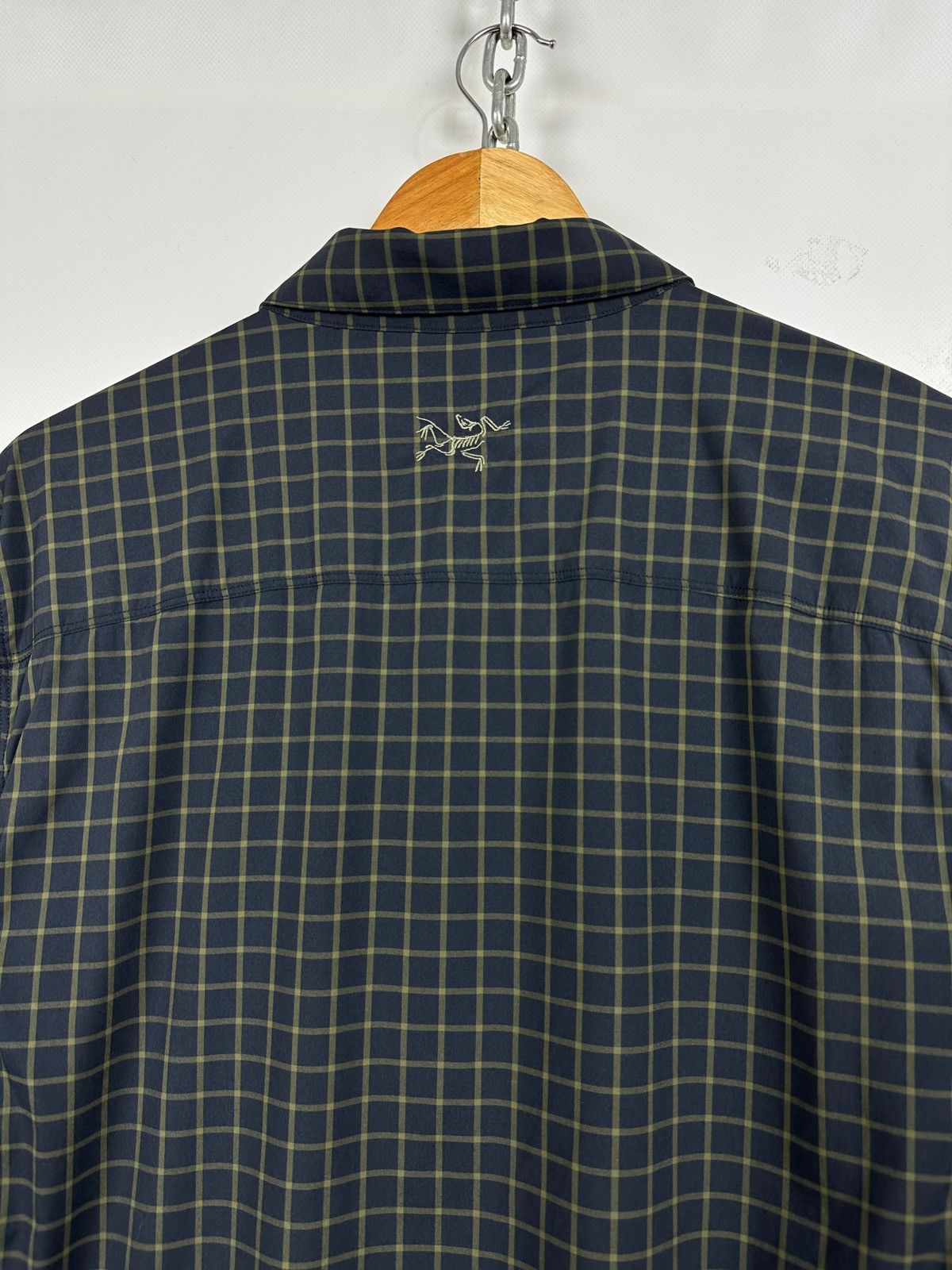 Arc'teryx Arcteryx Riel Nylon Pocket Short Sleeve Button Up Shirt Size US M / EU 48-50 / 2 - 9 Thumbnail
