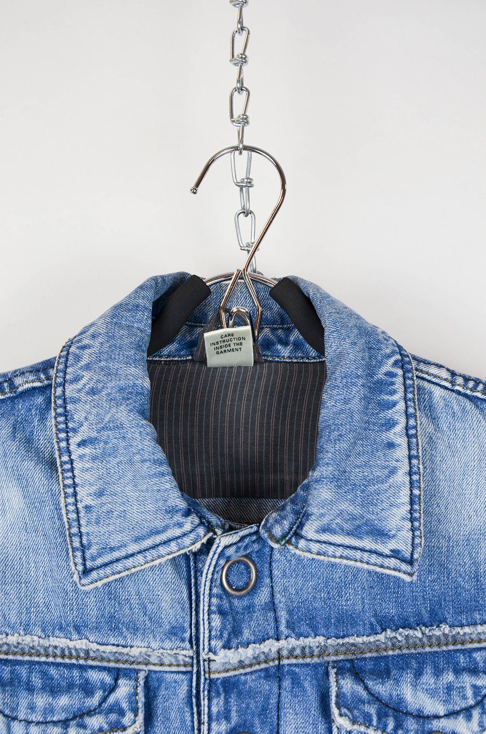 Diesel Diesel Rising Sun Printed Denim Trucker Jacket – Size M Size US M / EU 48-50 / 2 - 6 Thumbnail