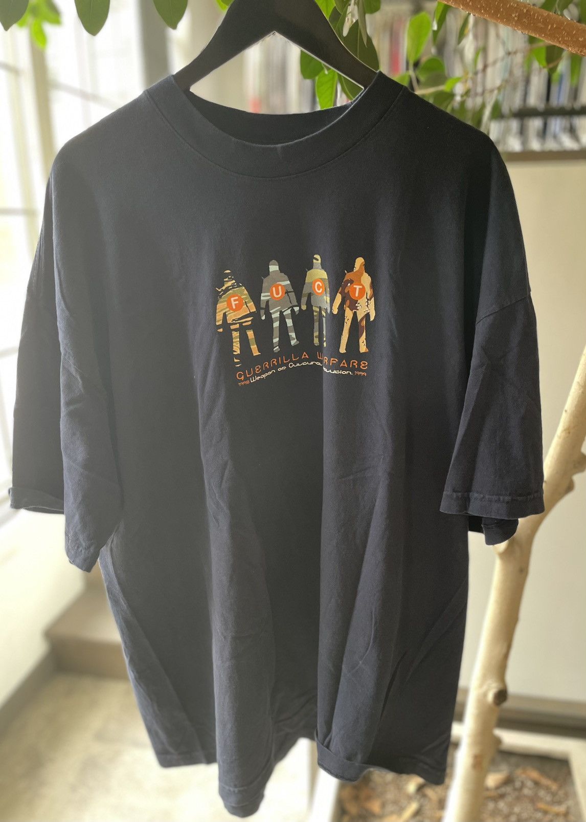 FUCT GUERRILLA WARFARE T-SHIRT