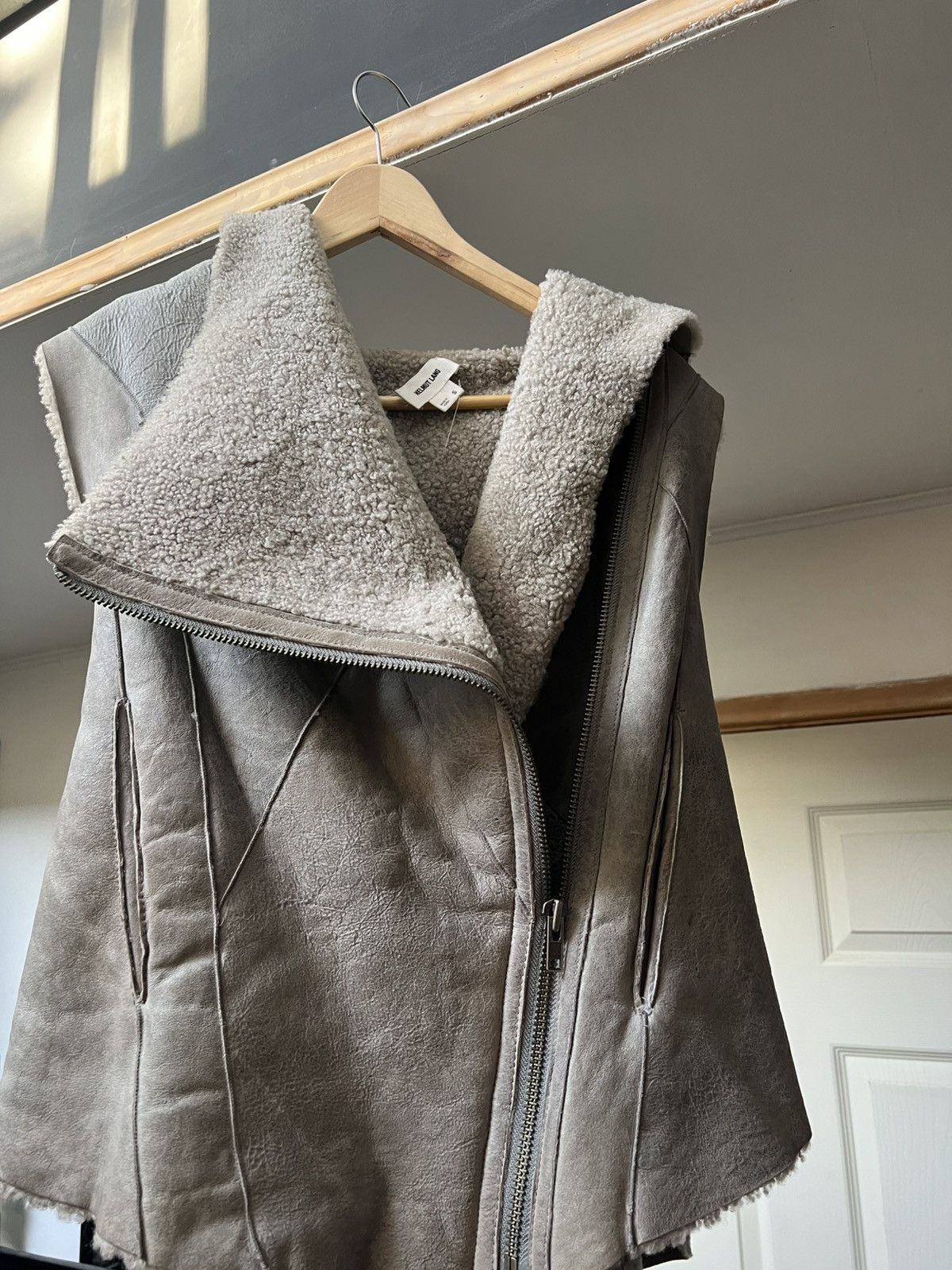 Helmut Lang Helmut Lang Hooded Leather Vest Size US S / EU 44-46 / 1 - 3 Thumbnail
