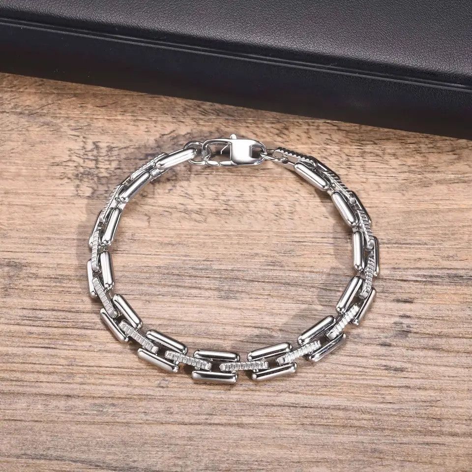 Jewelry Stylish Chian Bracelets Size ONE SIZE - 2 Thumbnail