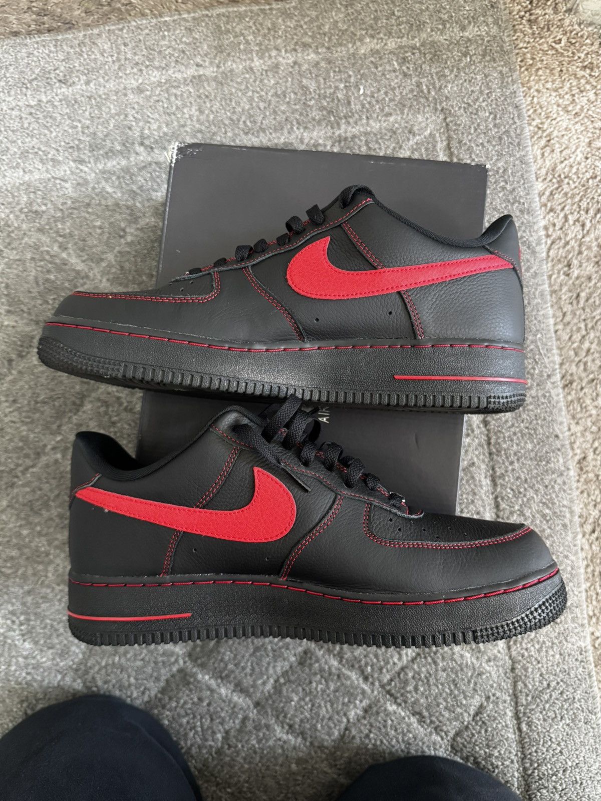 Nike Nike Air Force 1 Bred Size US 10 / EU 43 - 4 Thumbnail
