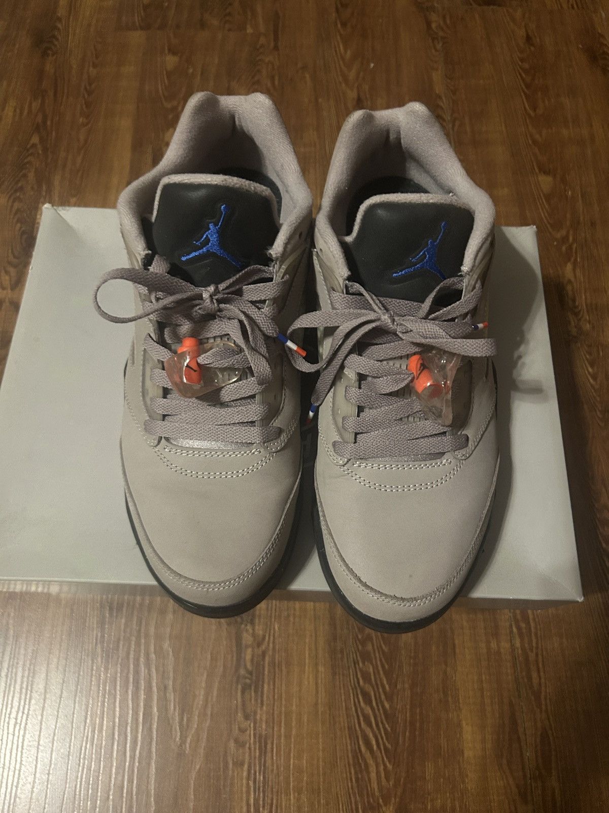 Jordan Brand Paris Saint Germain Lows 5s Size US 10 / EU 43 - 3 Thumbnail