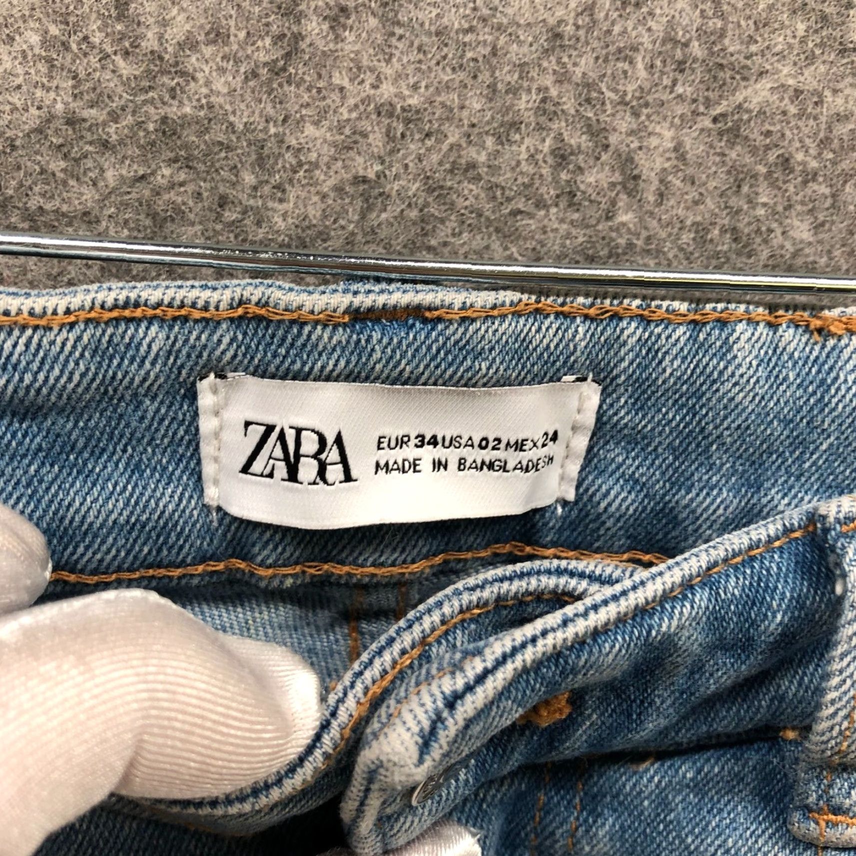 Zara VINTAGE Zara High Rise Skinny Jeans Womens Size 2 Blue Light Wash Frayed Hem Stretch Denim Size 26" / US 2 / IT 38 - 6 Thumbnail