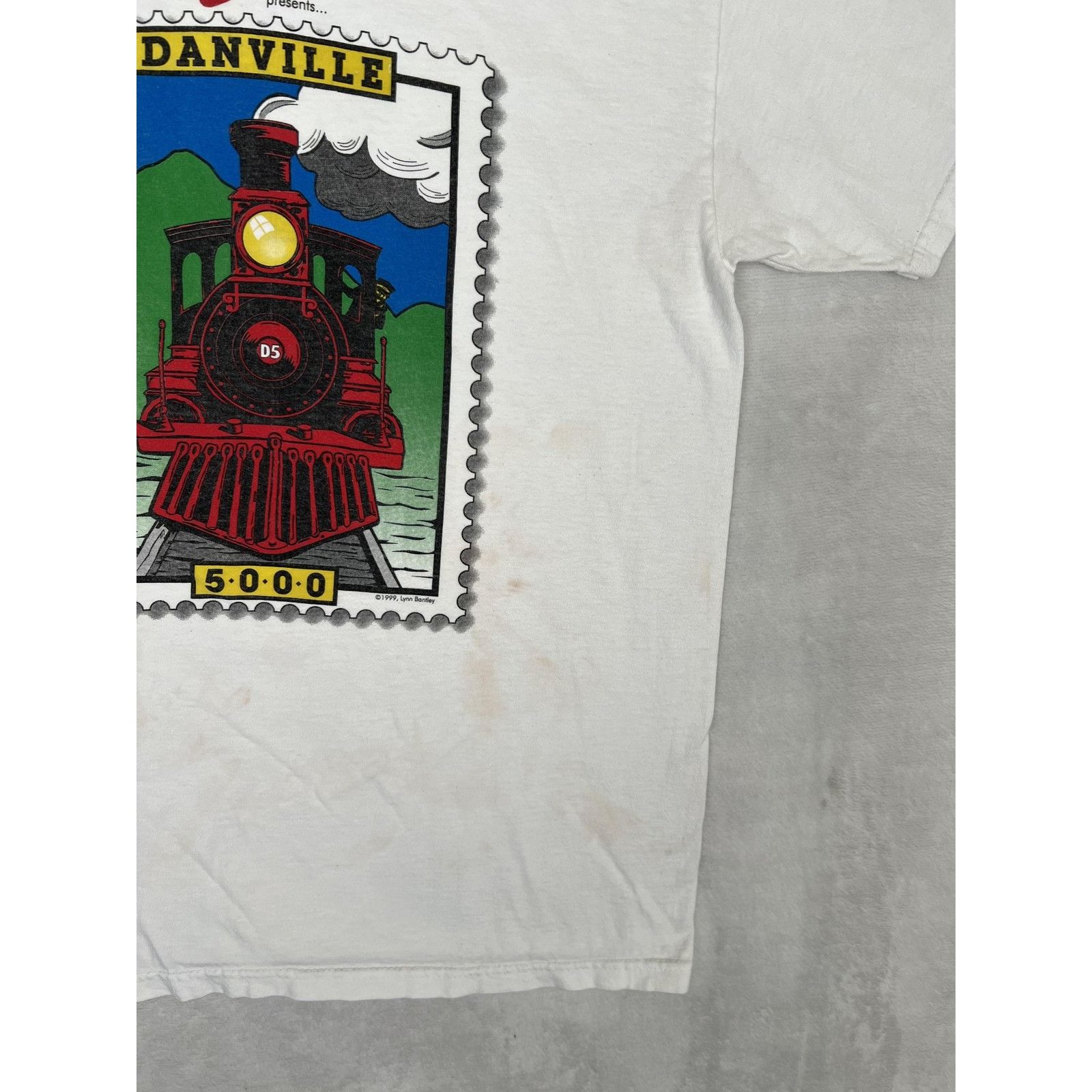 Port & Company Vintage Danville 5000 Nike Train T-Shirt Mens Medium White 5 Size US M / EU 48-50 / 2 - 5 Thumbnail