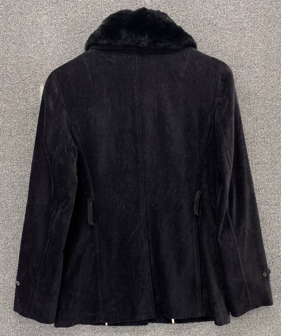 Burberry Vintage Burberry London Faux Fur Hooded Velvet Jacket Size XS / US 0-2 / IT 36-38 - 11 Thumbnail