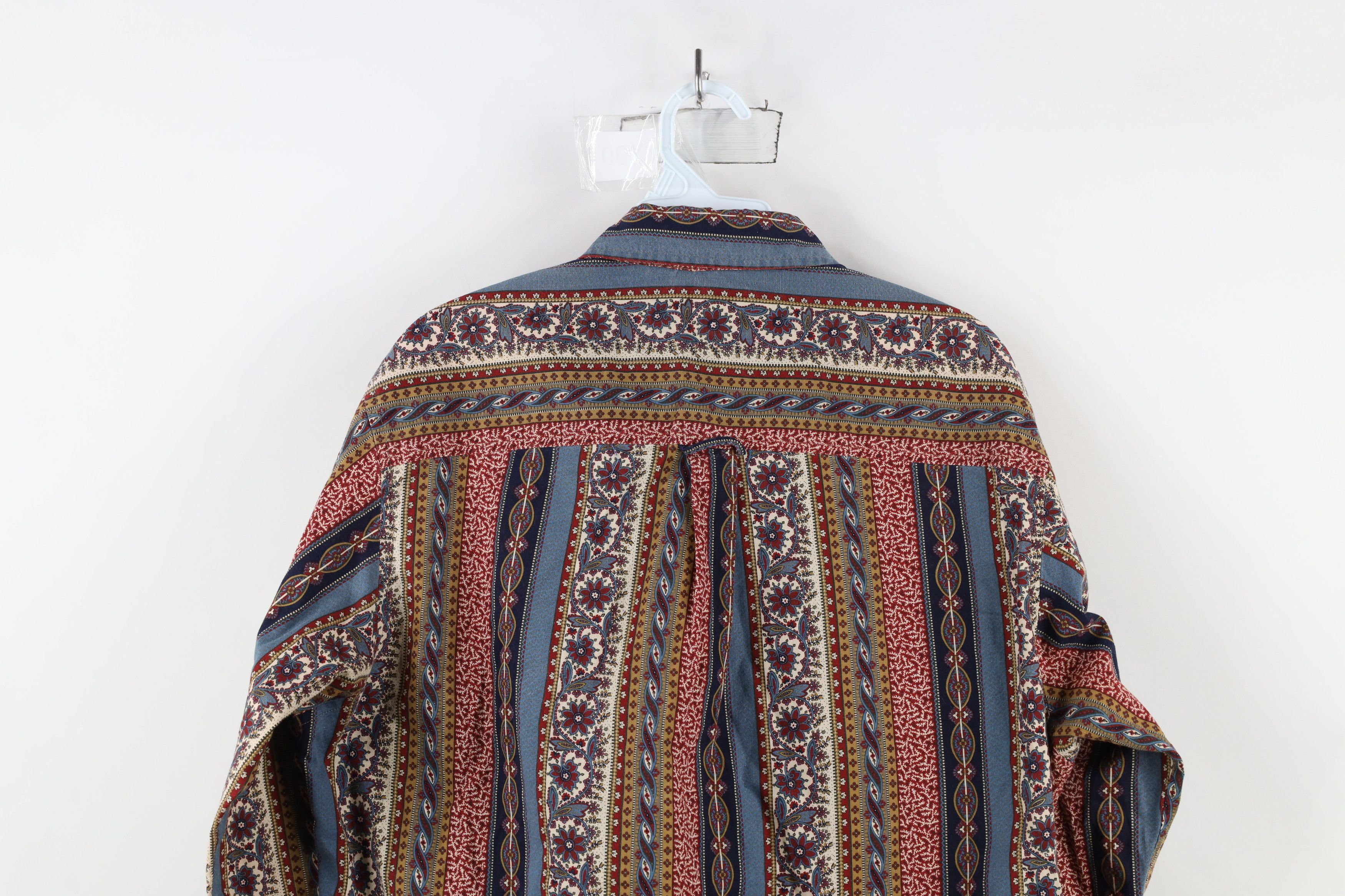 Vintage Vintage 90s Streetwear Tapestry Flower Button Down Shirt USA Size US M / EU 48-50 / 2 - 8 Thumbnail