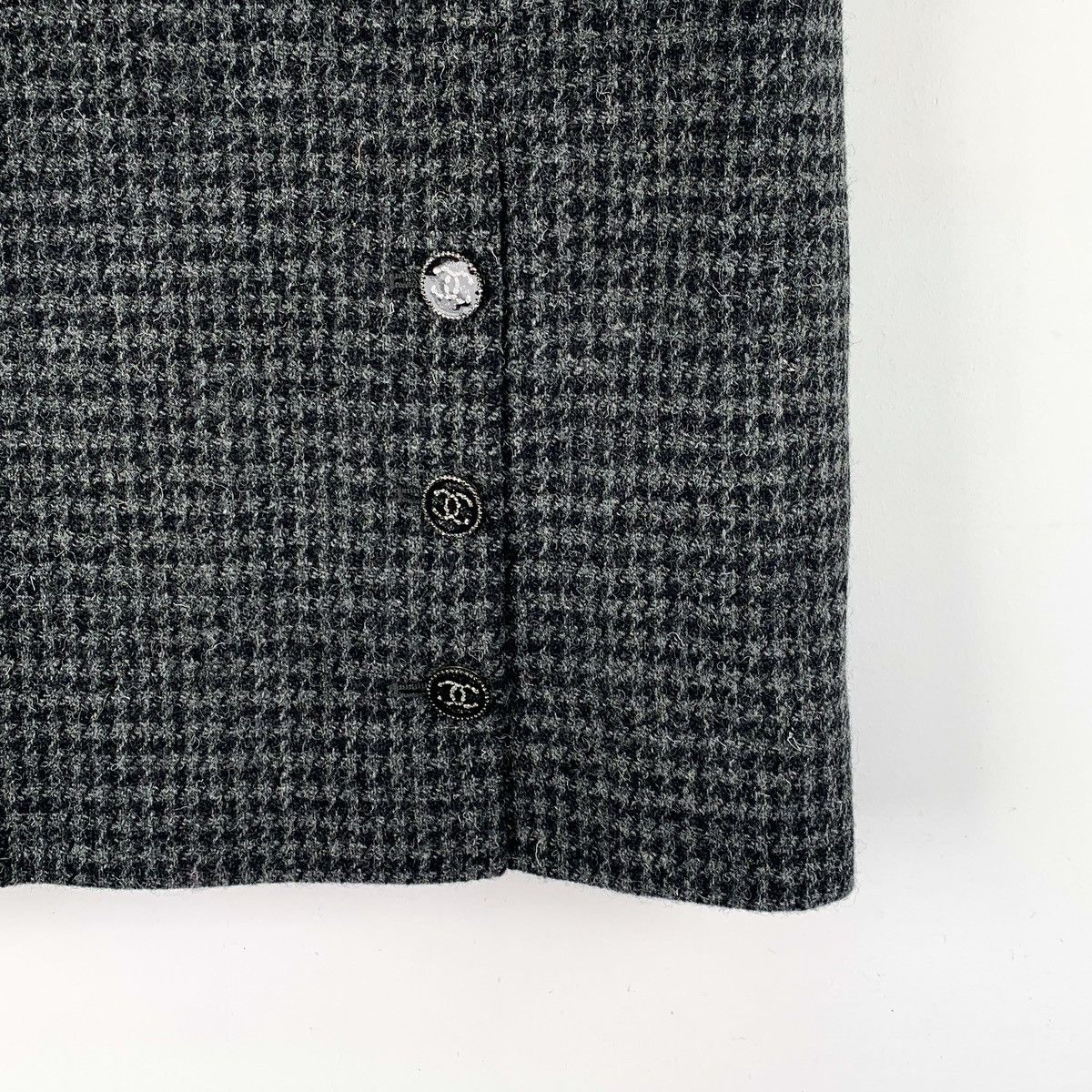 Chanel Chanel Color-blocked Houndstooth Wool Midi Skirt K26WX Size 25" / US 0 / IT 36 - 4 Thumbnail