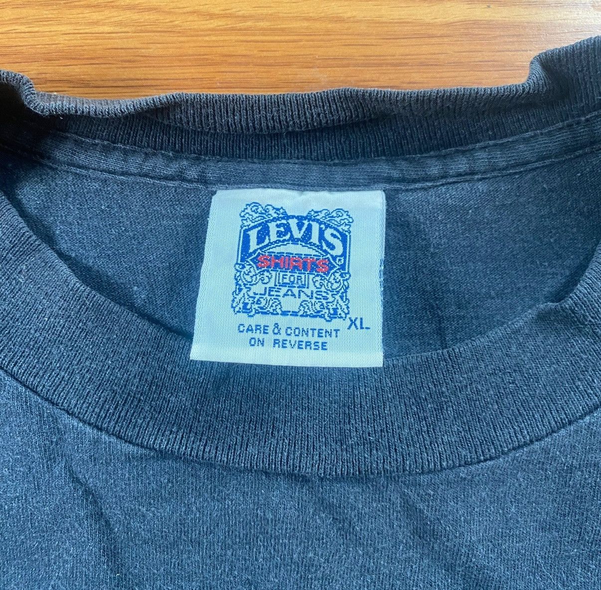 Levi's Vintage Clothing Levi’s 90s Button Your Shorts Tee Size US XL / EU 56 / 4 - 4 Thumbnail