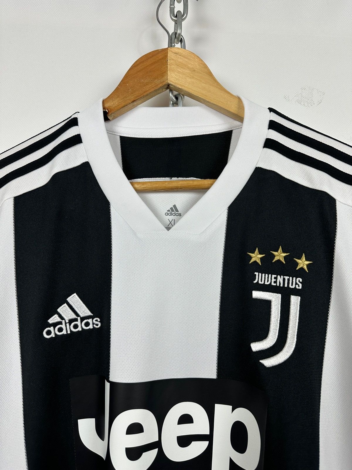Adidas 2018/19 Adidas Juventus FC Home Soccer Jersey Size US XL / EU 56 / 4 - 6 Thumbnail