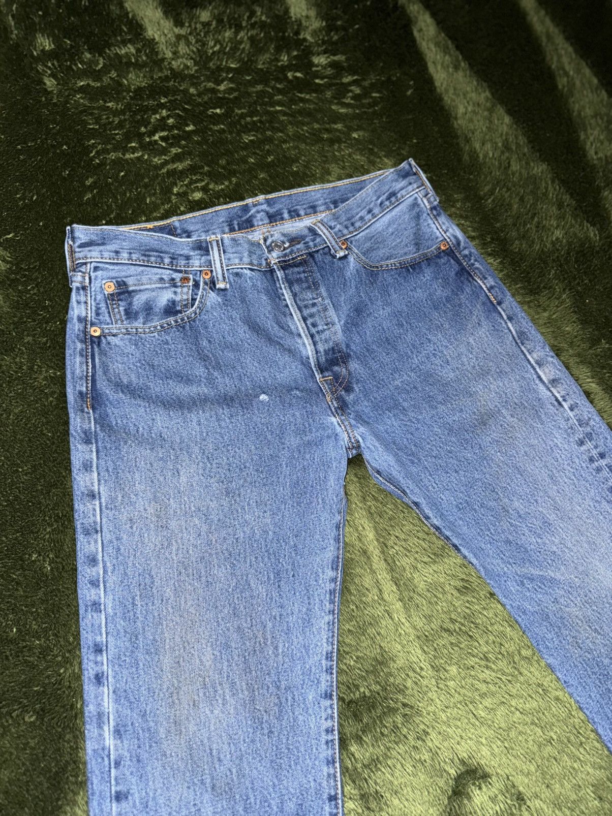 Levi's [W32/L32] Levi’s 501 Button Fly Vintage Washed Denim Pants Size US 32 / EU 48 - 5 Thumbnail