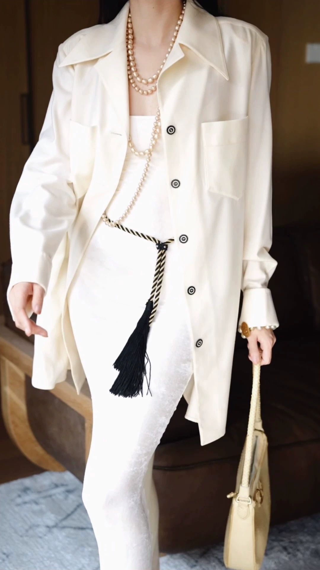 Karl Lagerfeld Karl Lagerfeld Vintage Cream Wool Oversized Shirt Dress Size M / US 6-8 / IT 42-44 - 1 Thumbnail