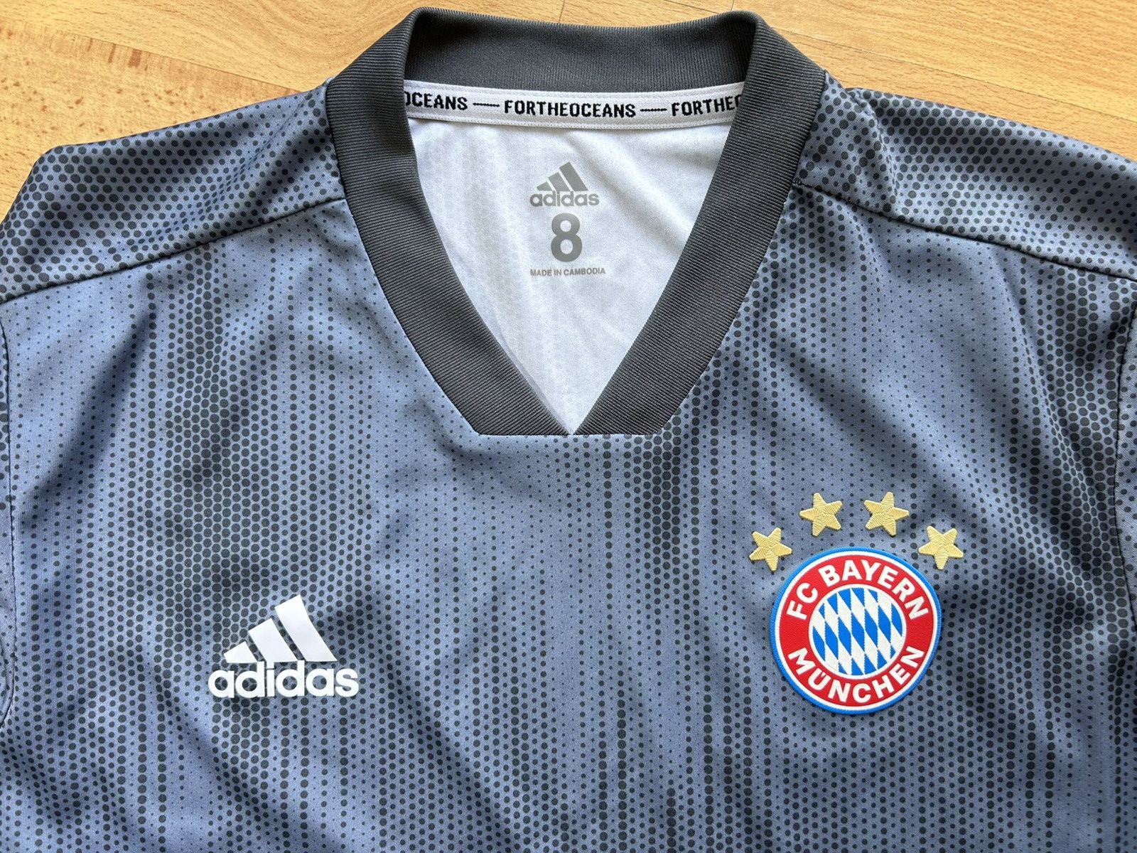 Adidas FC Bayern München Authentic Jersey longsleeve Size US M / EU 48-50 / 2 - 4 Thumbnail