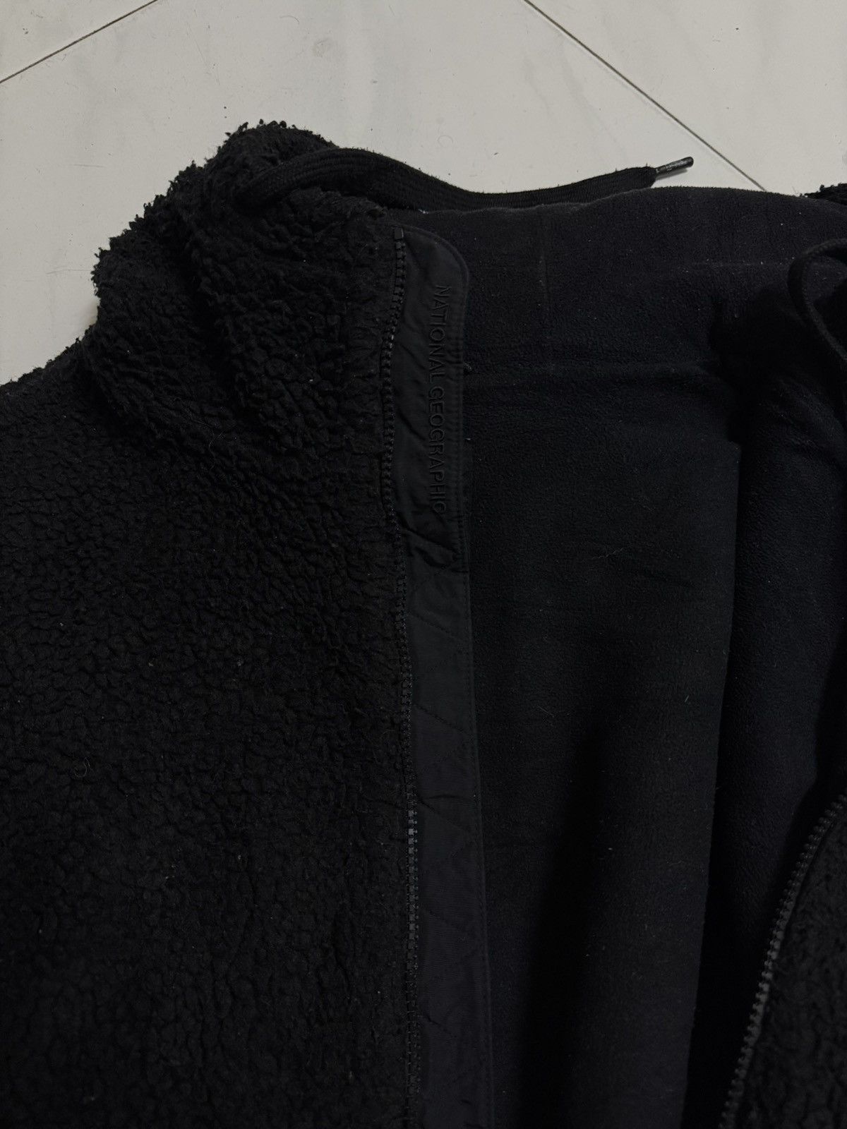 Other National Geographic Black Fleece Hooded Jacket Size US L / EU 52-54 / 3 - 7 Thumbnail
