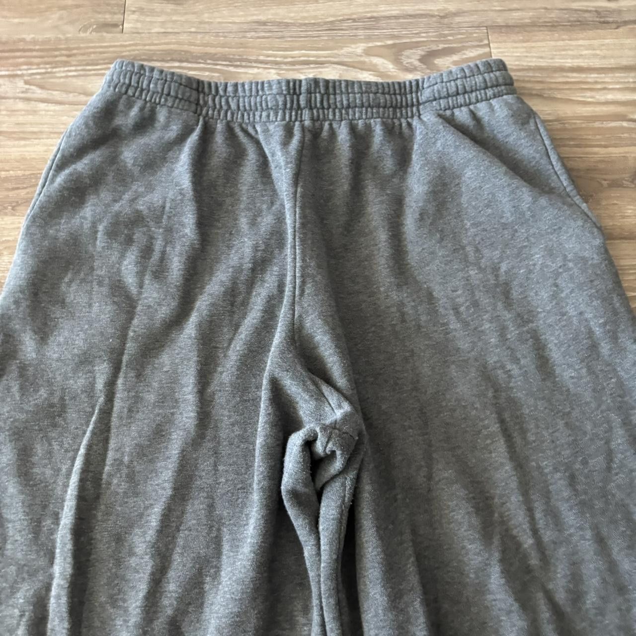Japanese Brand Crazy Vintage Y2K/2000s Baggy Grey Skater Style Essential Sweatpants! Fits L Size US 34 / EU 50 - 4 Thumbnail