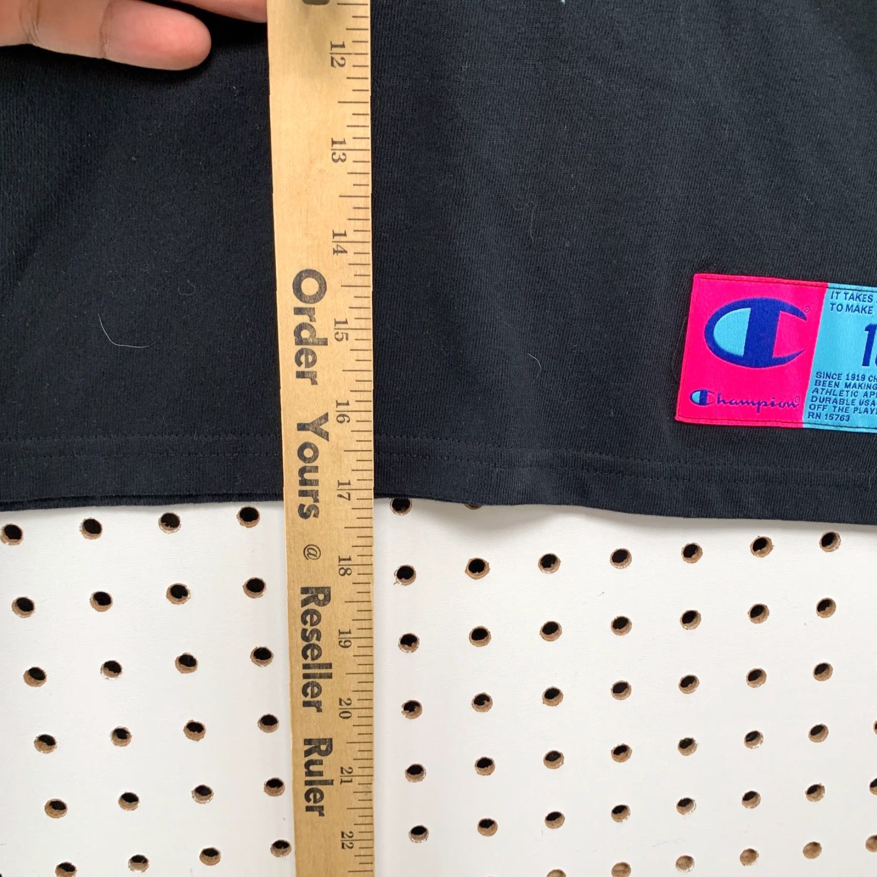 Champion VINTAGE Champion Cropped Shirt Womens Small Black Neon Blue Logo Patch Casual Summer 90s Womens Size S / US 4 / IT 40 - 5 Thumbnail