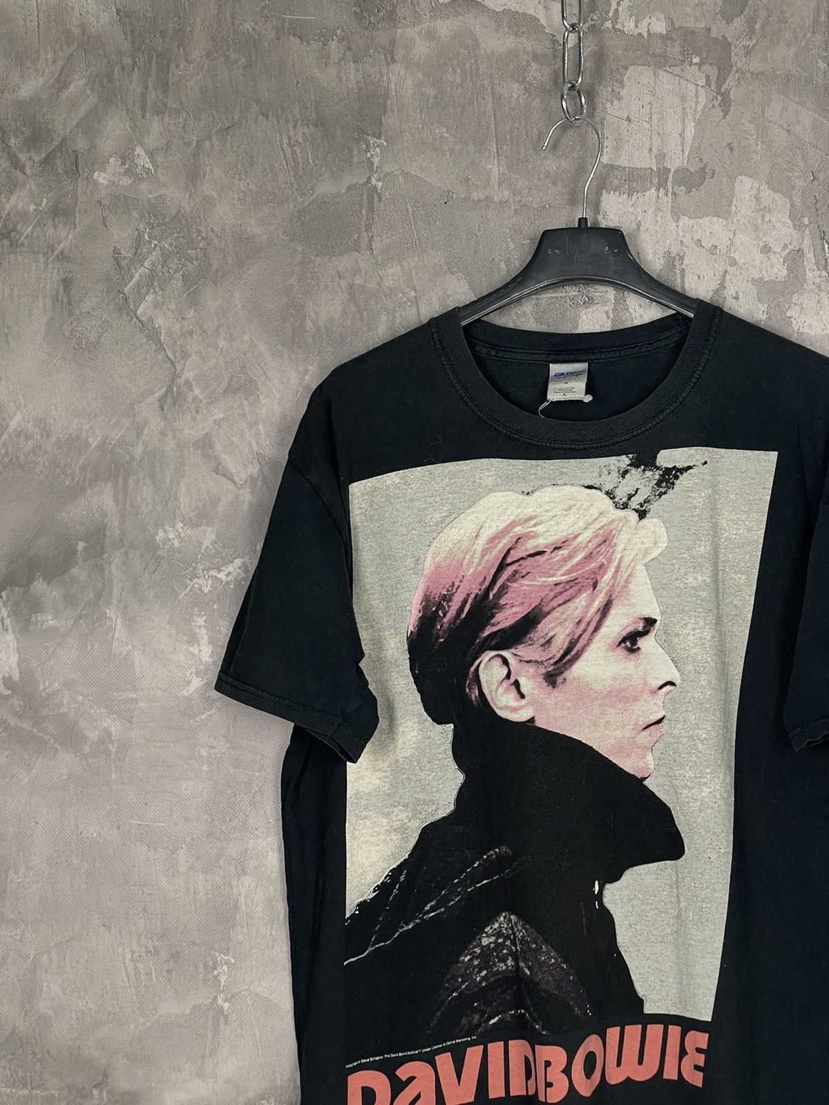 Band Tees × Vintage Vintage Y2K David Bowie Distressed Portrait T-Shirt Size US L / EU 52-54 / 3 - 3 Thumbnail