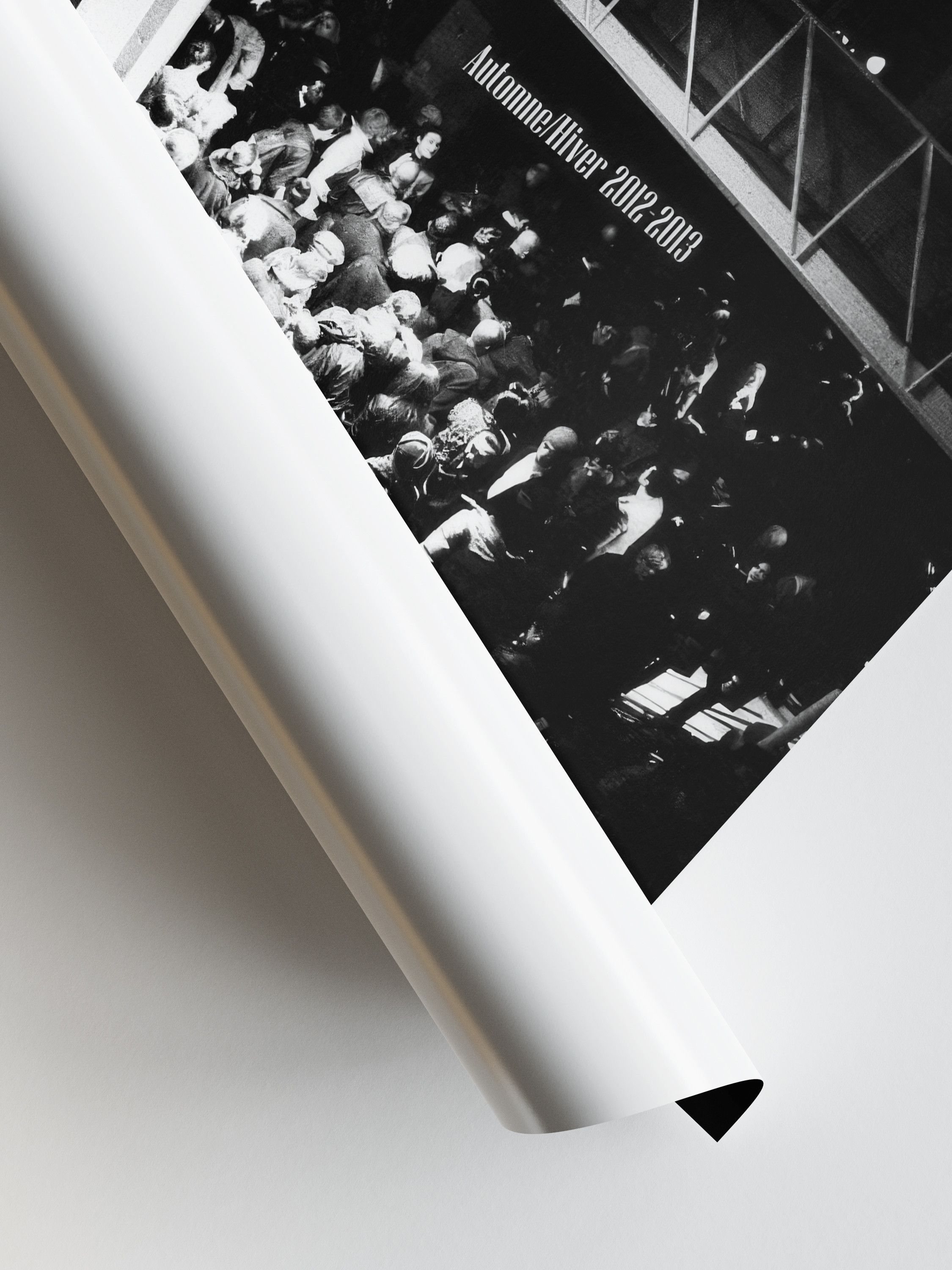 Yohji Yamamoto Yohji Yamamoto Poster Gift Vintage Archive Magazine Logo Size ONE SIZE - 5 Thumbnail