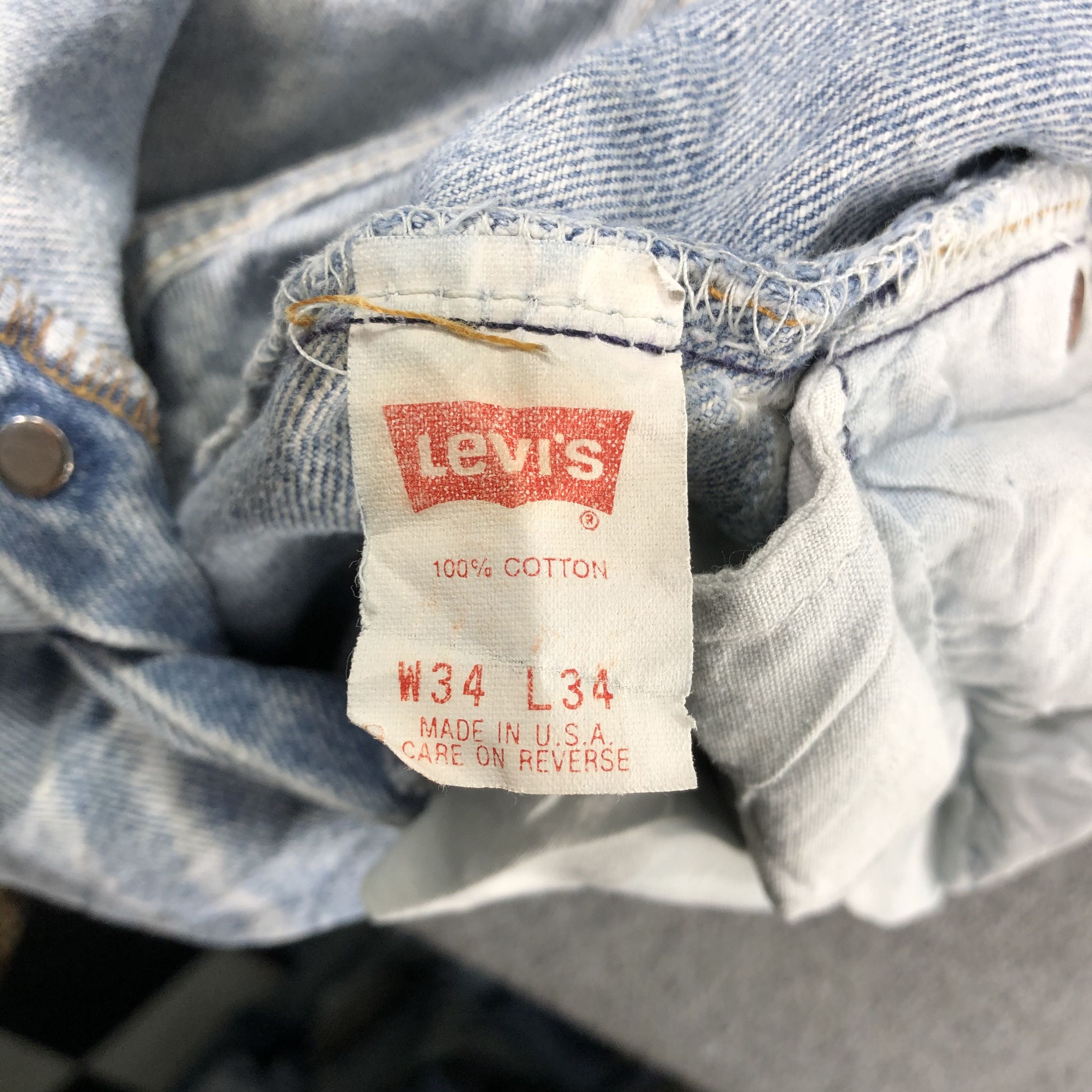 Levi's Vintage 90s Light Wash Levis 501 Jeans-J2611 Size US 33 - 13 Thumbnail