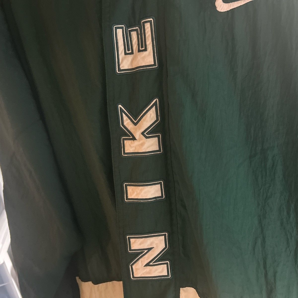 Nike Nike Vintage 90s Windbreaker Green and White, Size XXL Size US XXL / EU 58 / 5 - 3 Thumbnail