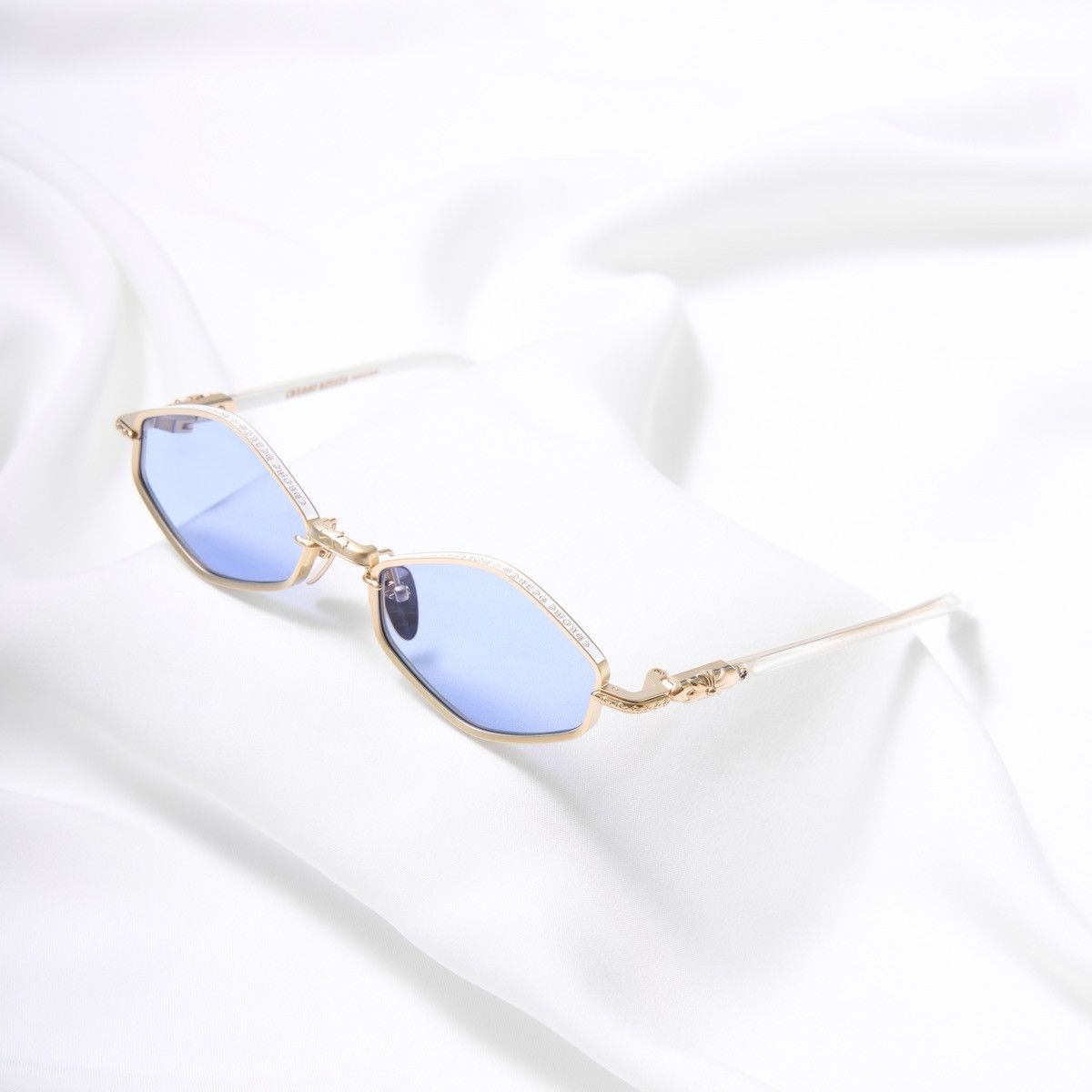 CHROME HEARTS NIP SLIP MATTE GOLD PLATED - WHITE SUNGLASSES