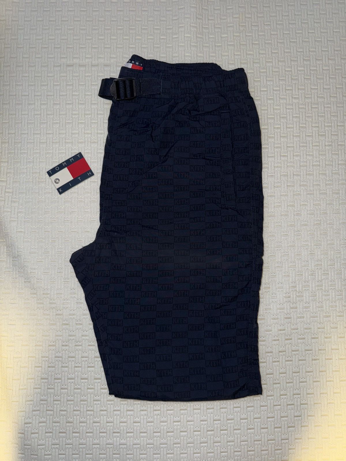 Kith × Tommy Hilfiger Kith x Tommy Hilfiger Monogram Track Pant Size US 29 - 1 Thumbnail