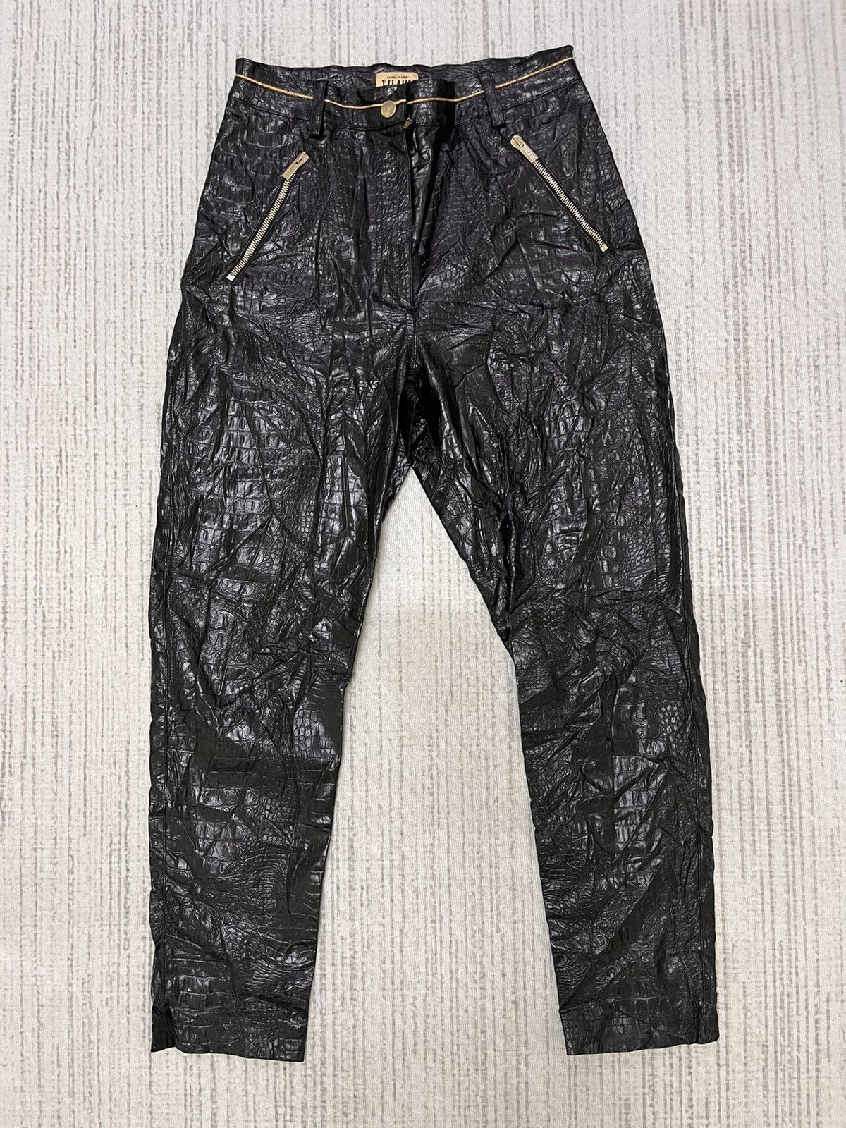 Alviero Martini × Leather × Vintage Leather punk style alviero martini pant Size 25" / US 0 / IT 36 - 1 Thumbnail