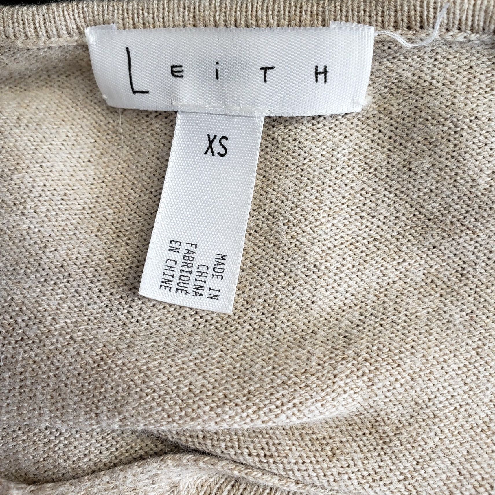 Vintage VINTAGE Leith Womens Pullover Sweater XS Beige V-Neck Rayon Blend Long Sleeve Size XS / US 0-2 / IT 36-38 - 5 Thumbnail