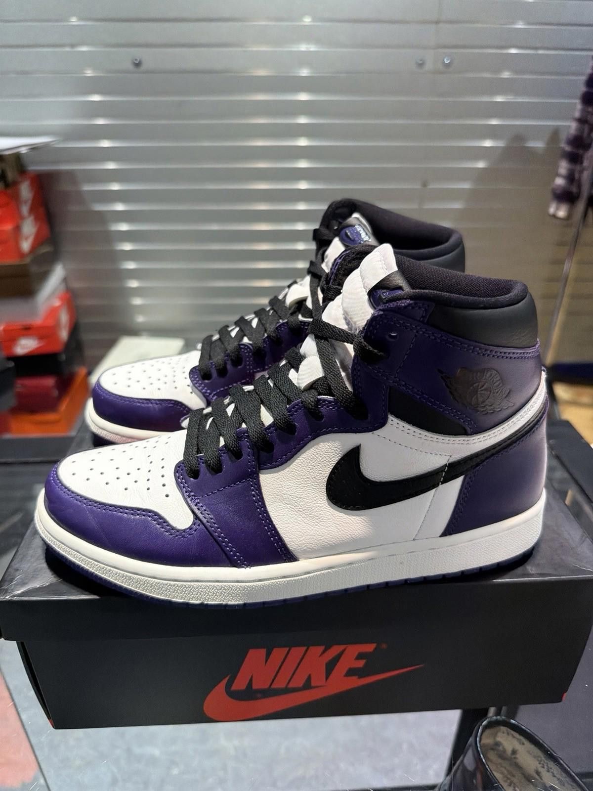 Jordan Brand Air Jordan 1 High Court Purple Sneakers 2.0 Size 8.5 Size US 8.5 / EU 41-42 - 5 Thumbnail