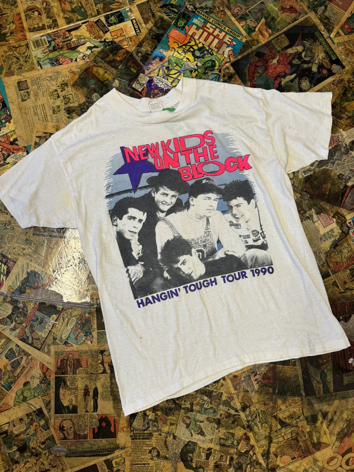 Vintage Vintage 90s New Kids on the Block ‘Hangin Tough tour’ tee Size US XL / EU 56 / 4 - 1 Thumbnail