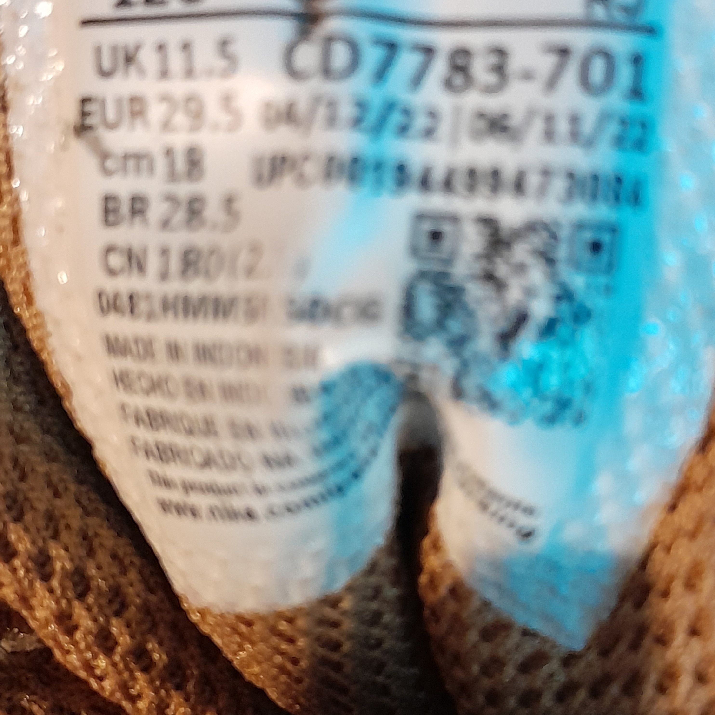Nike Boys Nike Court Borough Mid 2 Youth Childs Size 12C Shoes Size US 12 / EU 45 - 7 Thumbnail