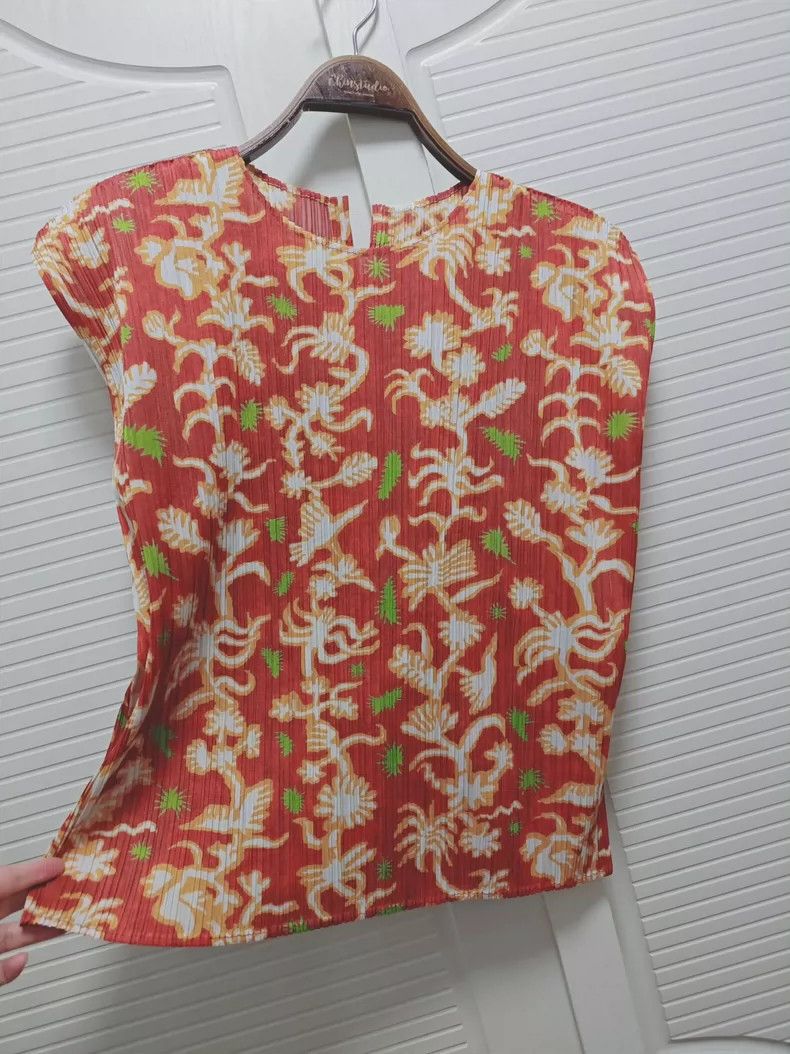 Issey Miyake Issey Miyake Floral and herbal printed top Size XXL / US 16-18 / IT 52-54 - 5 Thumbnail