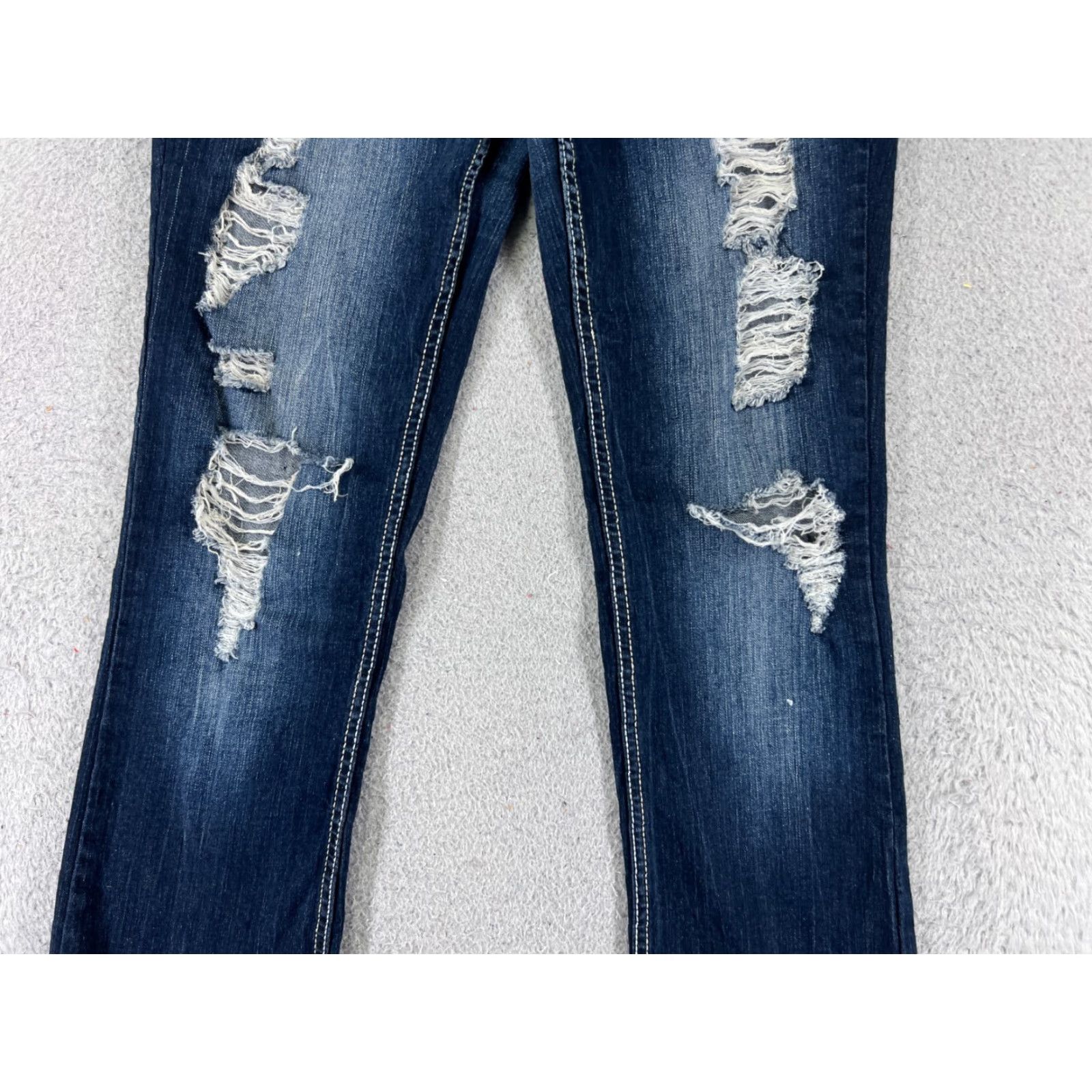 Vintage VINTAGE Rue21 Women's Jeans Pants 5 Blue Denim Low Rise Distressed Bootcut Slim Fit 31in Inseam Size 27" / US 4 / IT 40 - 3 Thumbnail