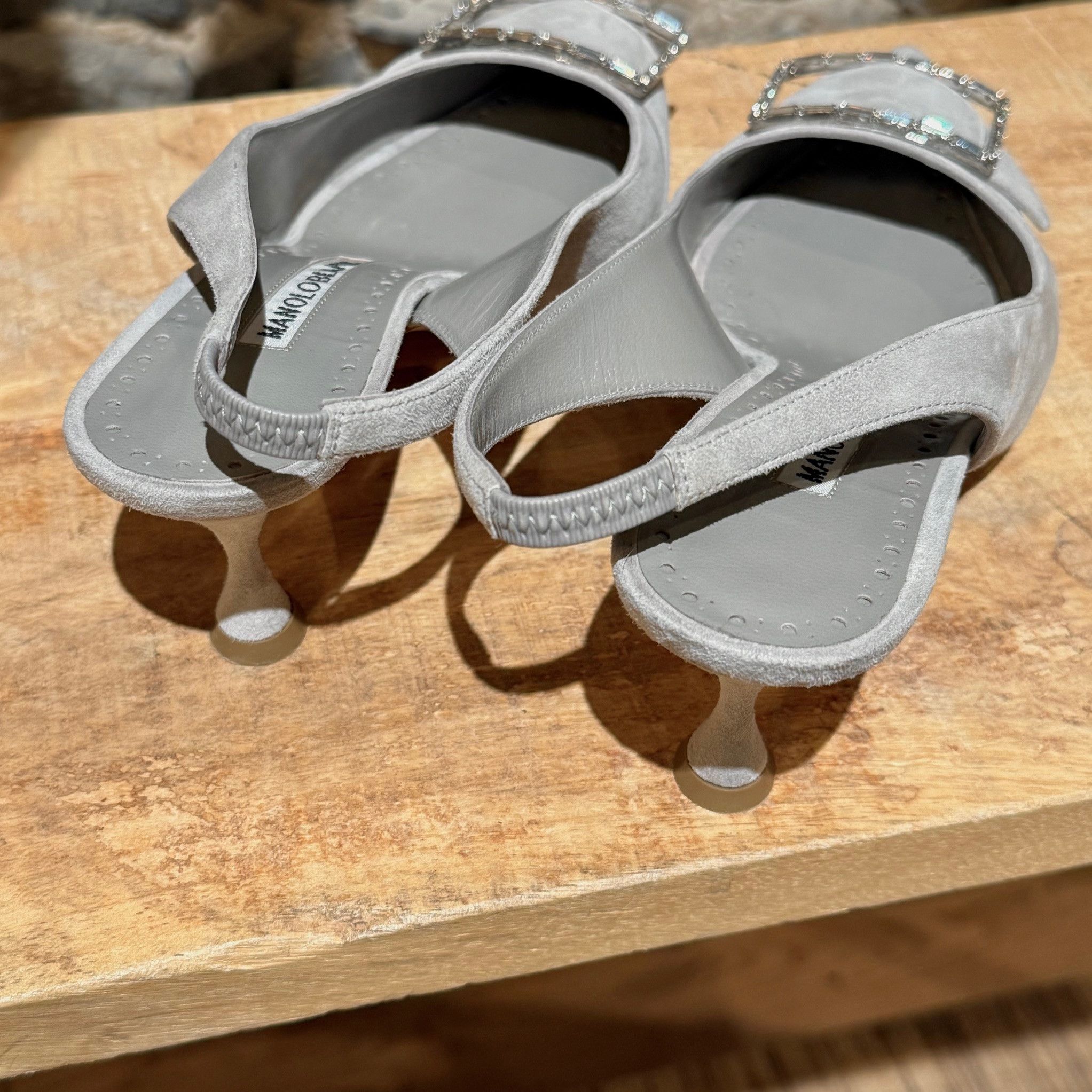 Manolo Blahnik Manolo Blahnik Grey Suede Dolores 50 Slingback Pumps Size US 5.5 / IT 35.5 - 12 Thumbnail