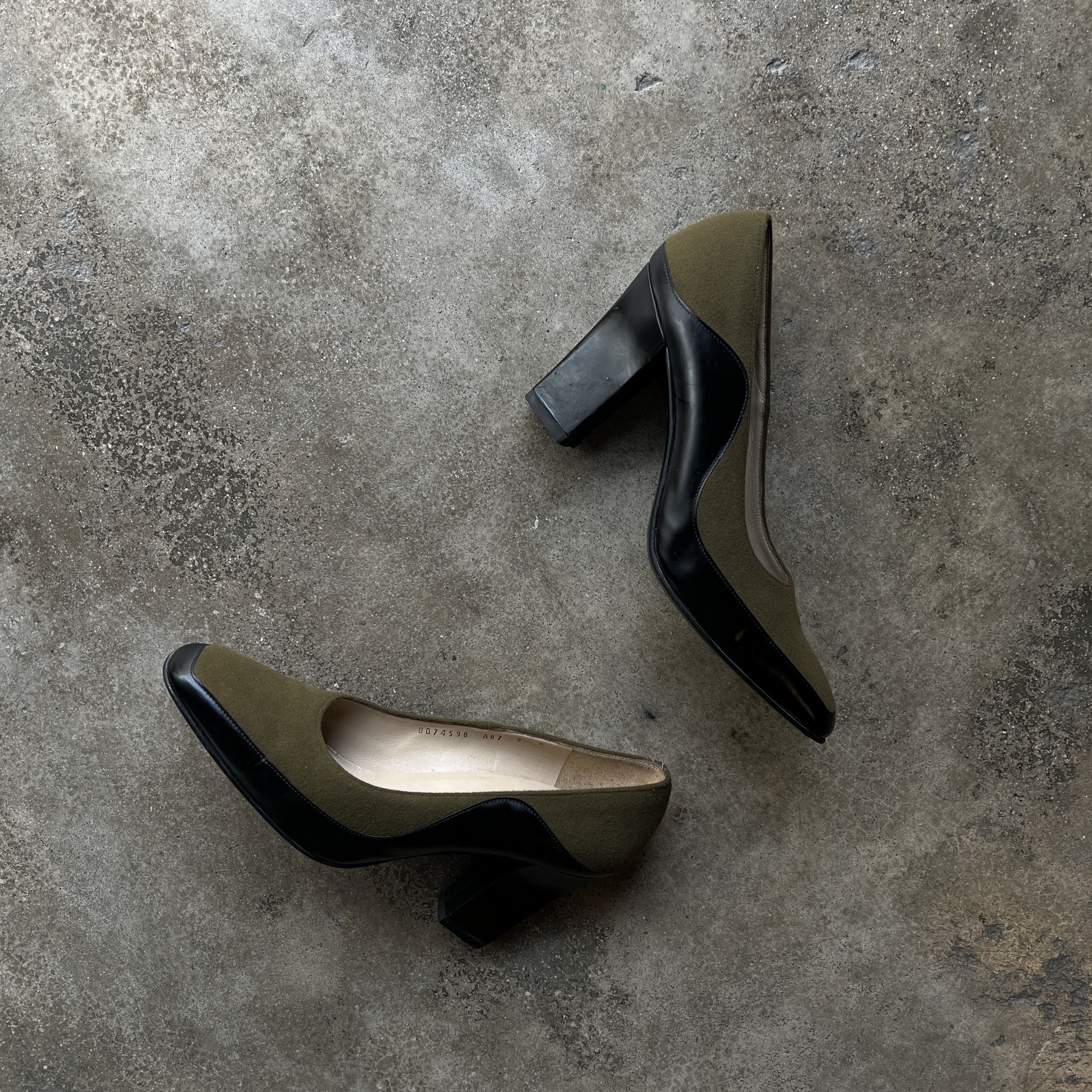 Salvatore Ferragamo Salvatore Ferragamo Two-Tone Block Heels Size US 8 / IT 38 - 3 Thumbnail