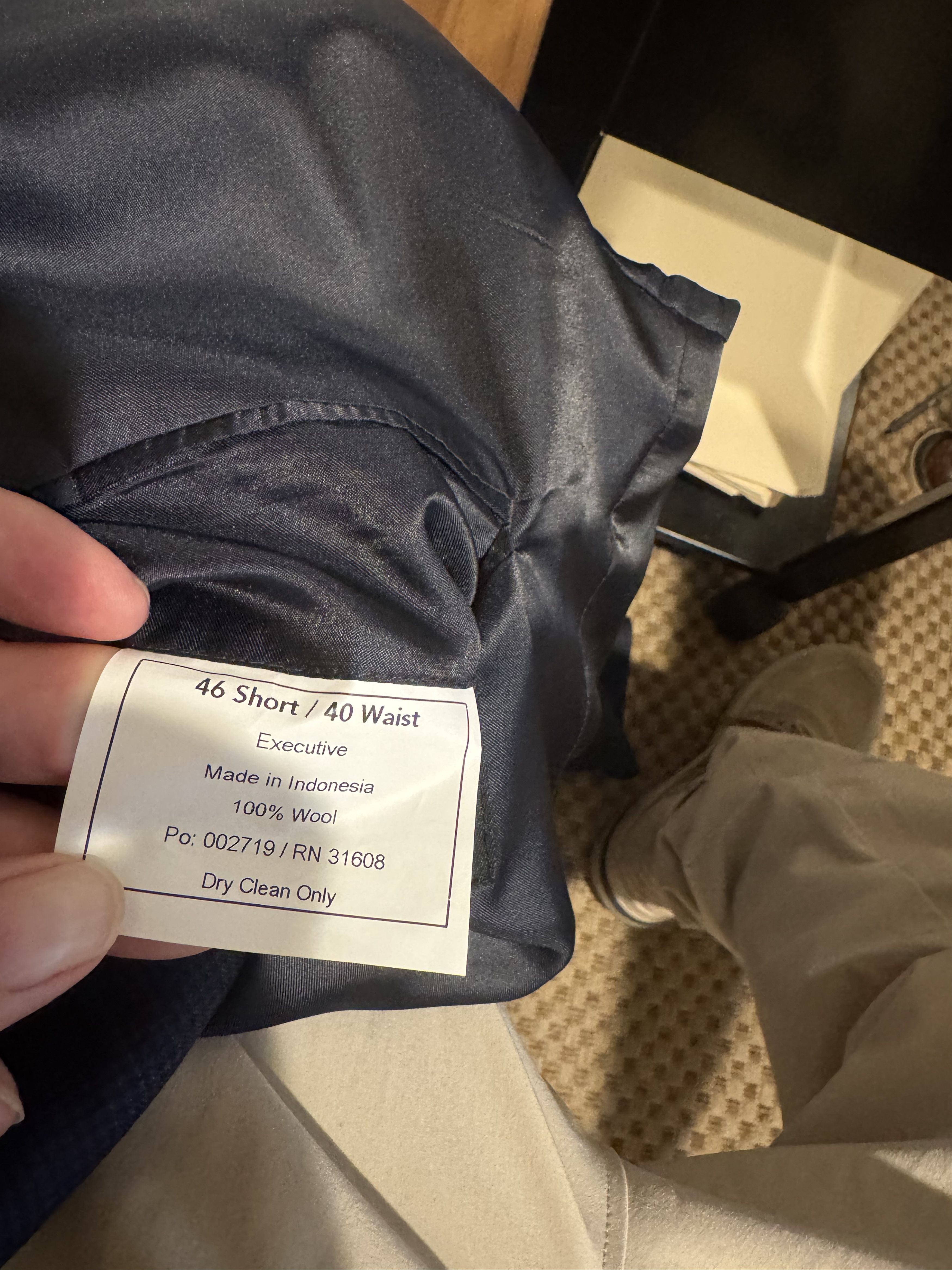 Jos. A. Bank Jos. A. Bank Dark Blue Blazer. US 40S. No Defects Size 40S - 3 Thumbnail