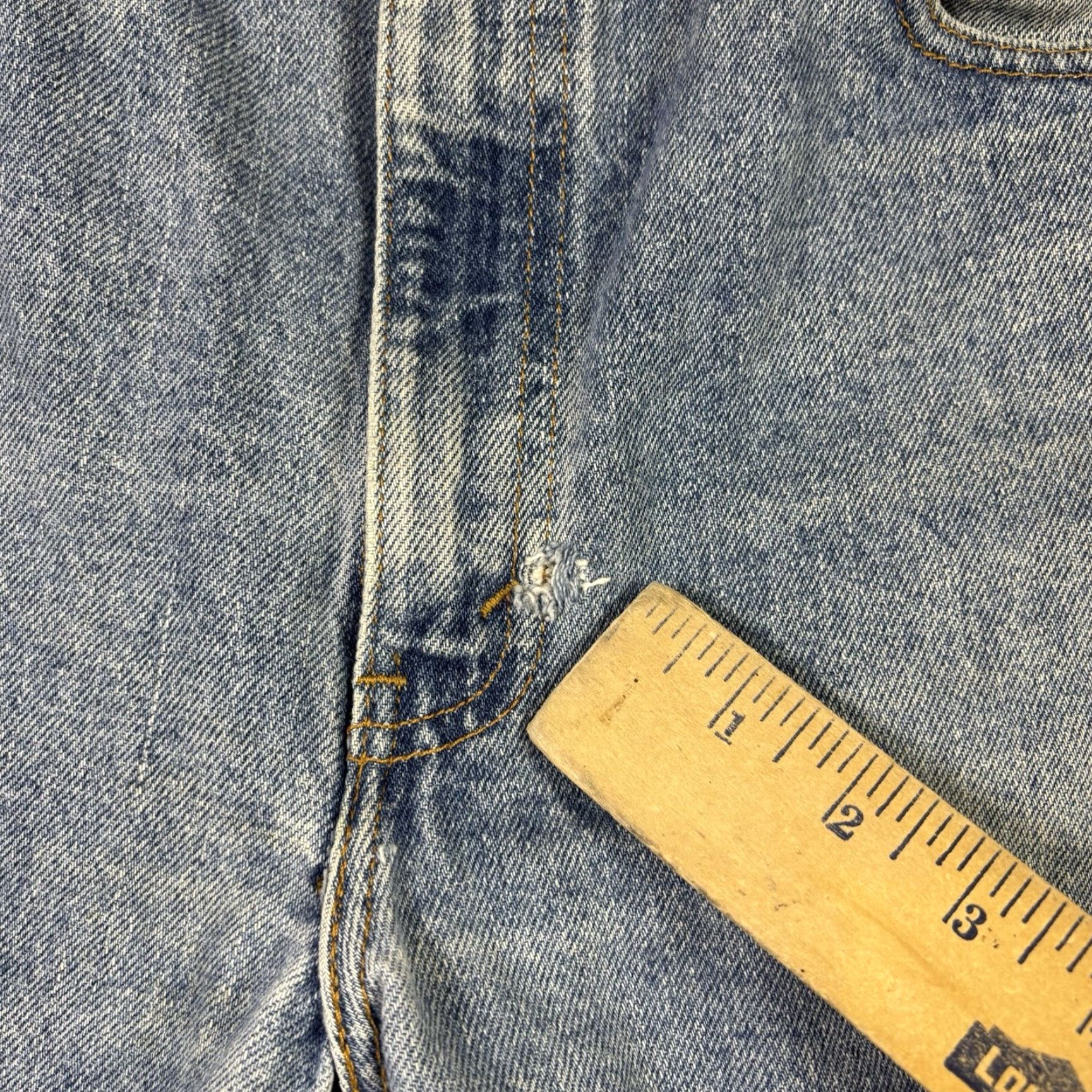 Levi's VINTAGE Levi's 505 Jeans Straight Fit Hemmed Blue Size 32x26 USA Mens Size US 36 / EU 52 - 7 Thumbnail