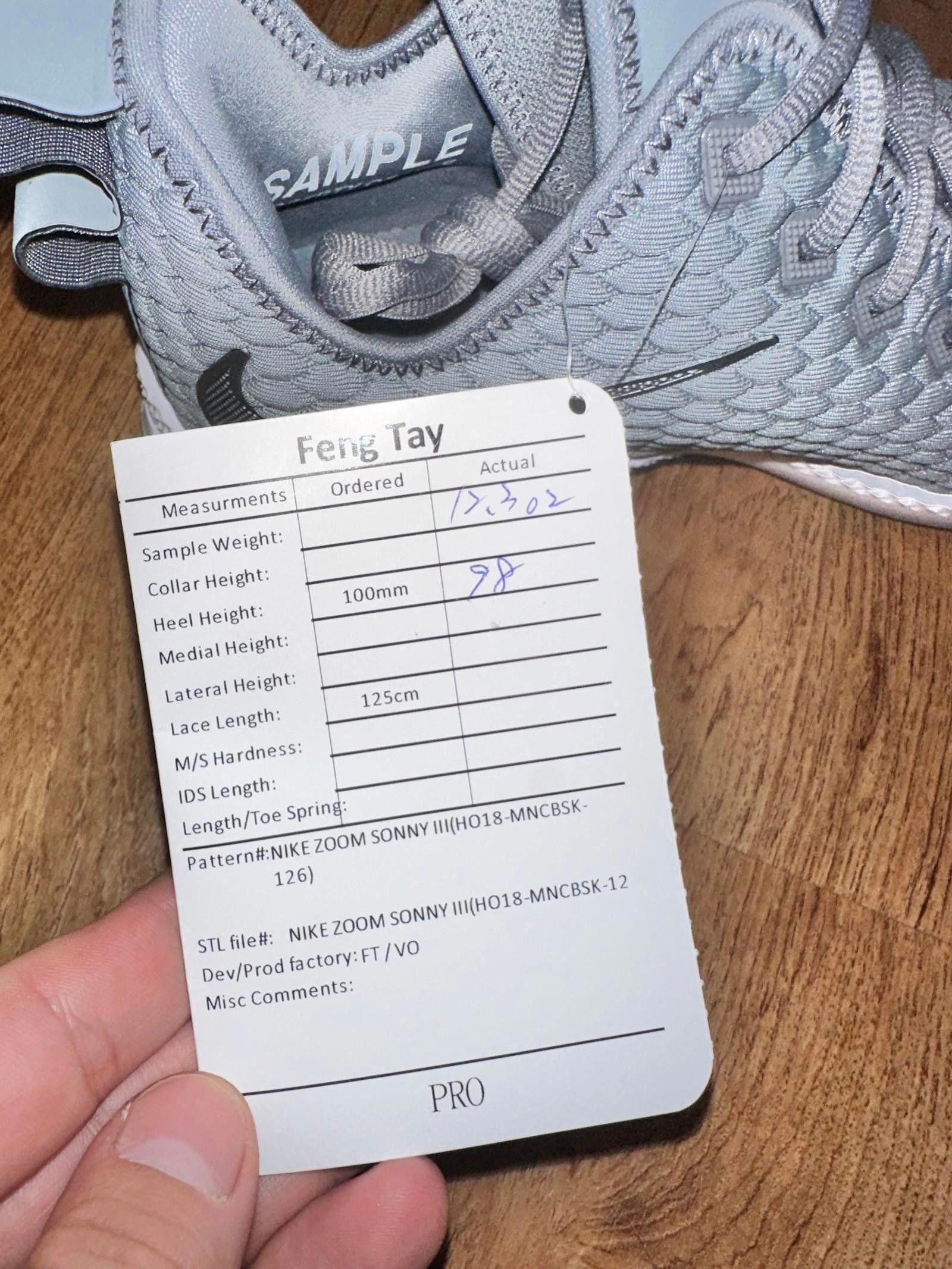 Nike Lebron Witness 3 Cool Grey Sample Size US 9 / EU 42 - 11 Thumbnail