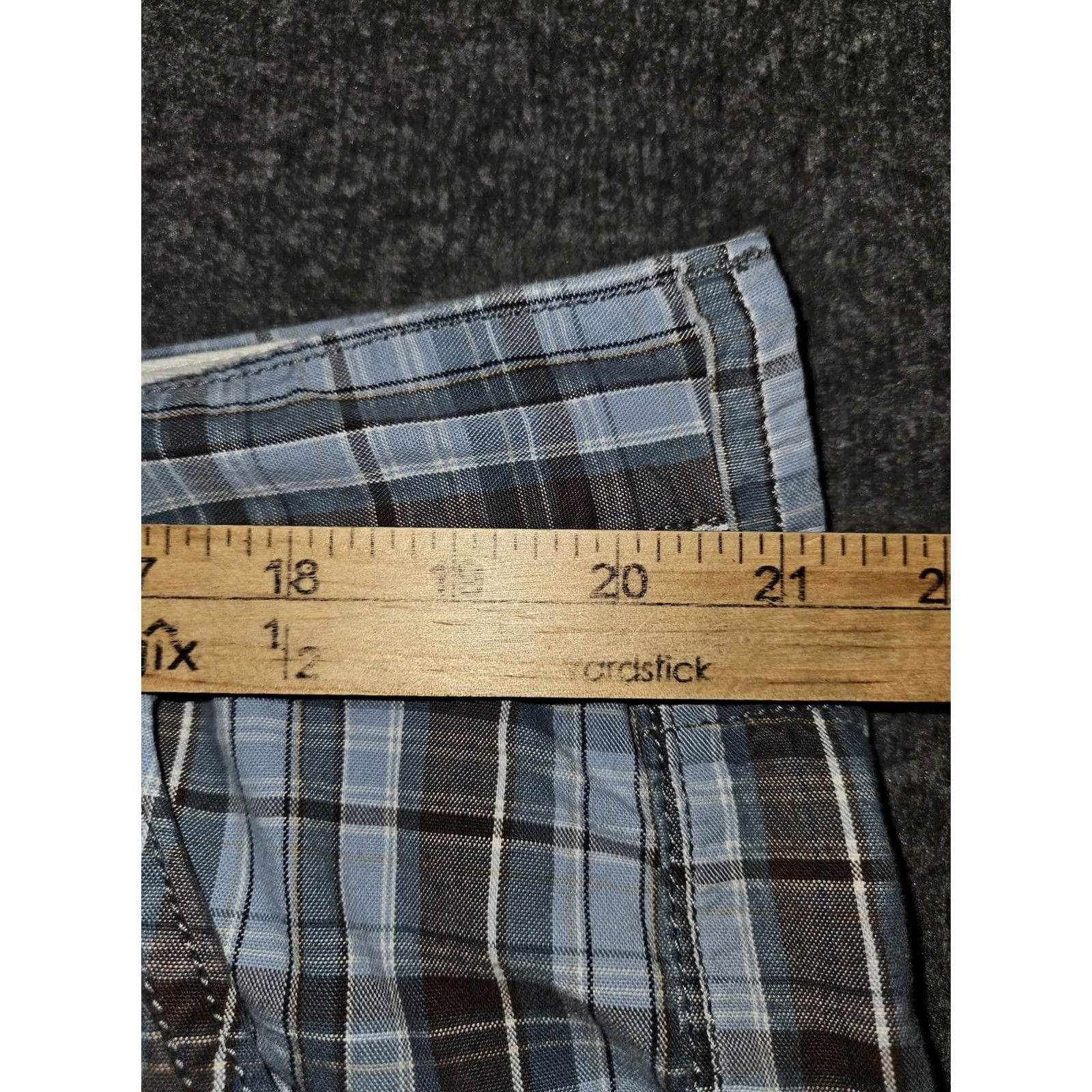 Levi's Levis Shorts Mens W42 Blue Brown Shoreline Plaid Cotton Casual Summer Pockets Size US 42 / EU 58 - 3 Thumbnail