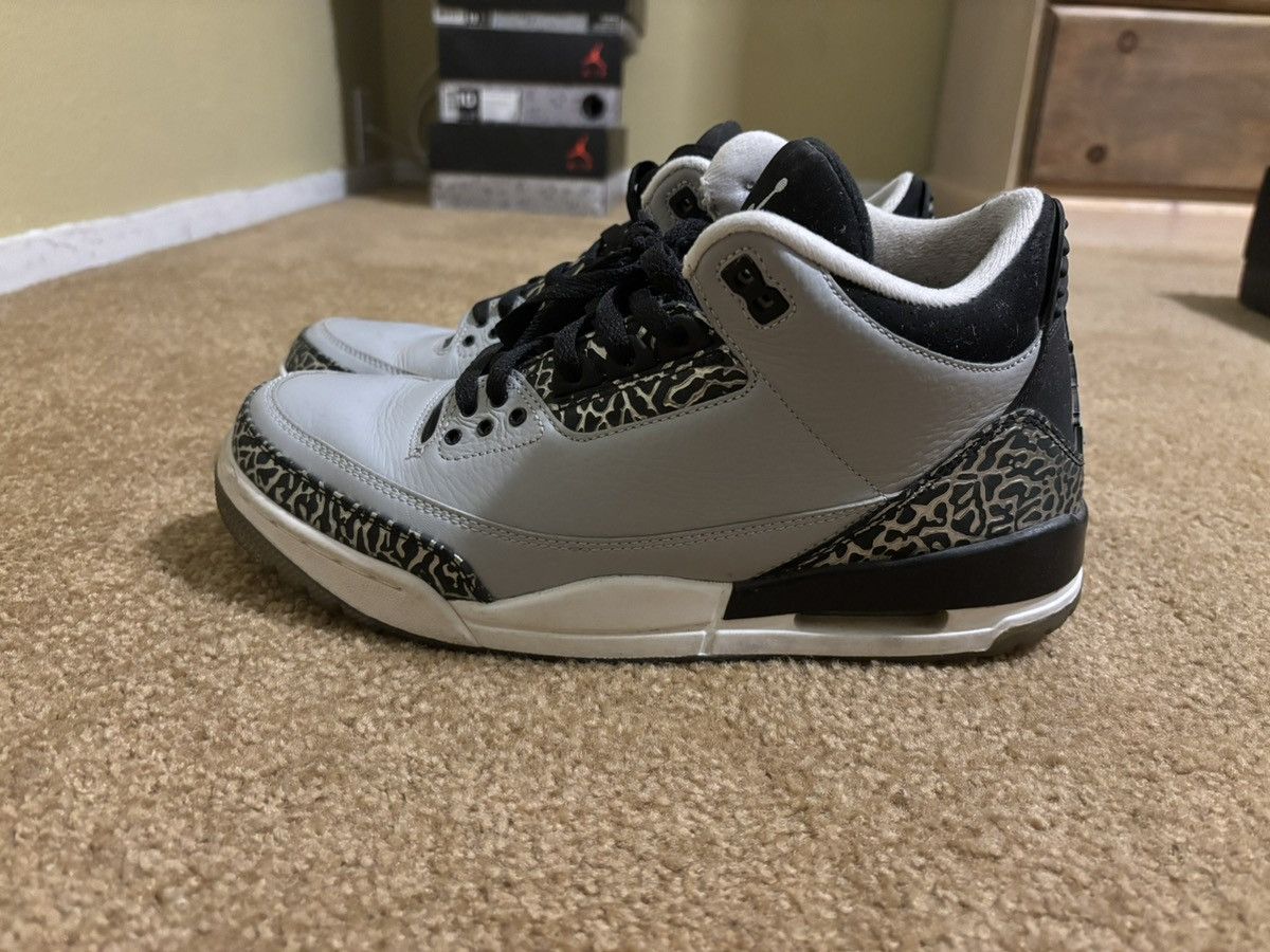 Hypebeast × Jordan Brand × Nike Jordan 3 Retro Wolf Grey Size US 9.5 / EU 42-43 - 4 Thumbnail