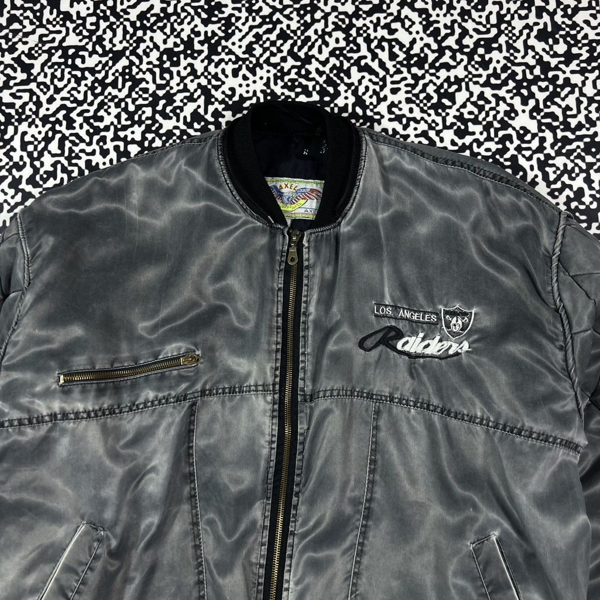 NFL Vintage 90s NFL Raiders LA Bomber Jacket Retro USA Style Size US M / EU 48-50 / 2 - 5 Thumbnail