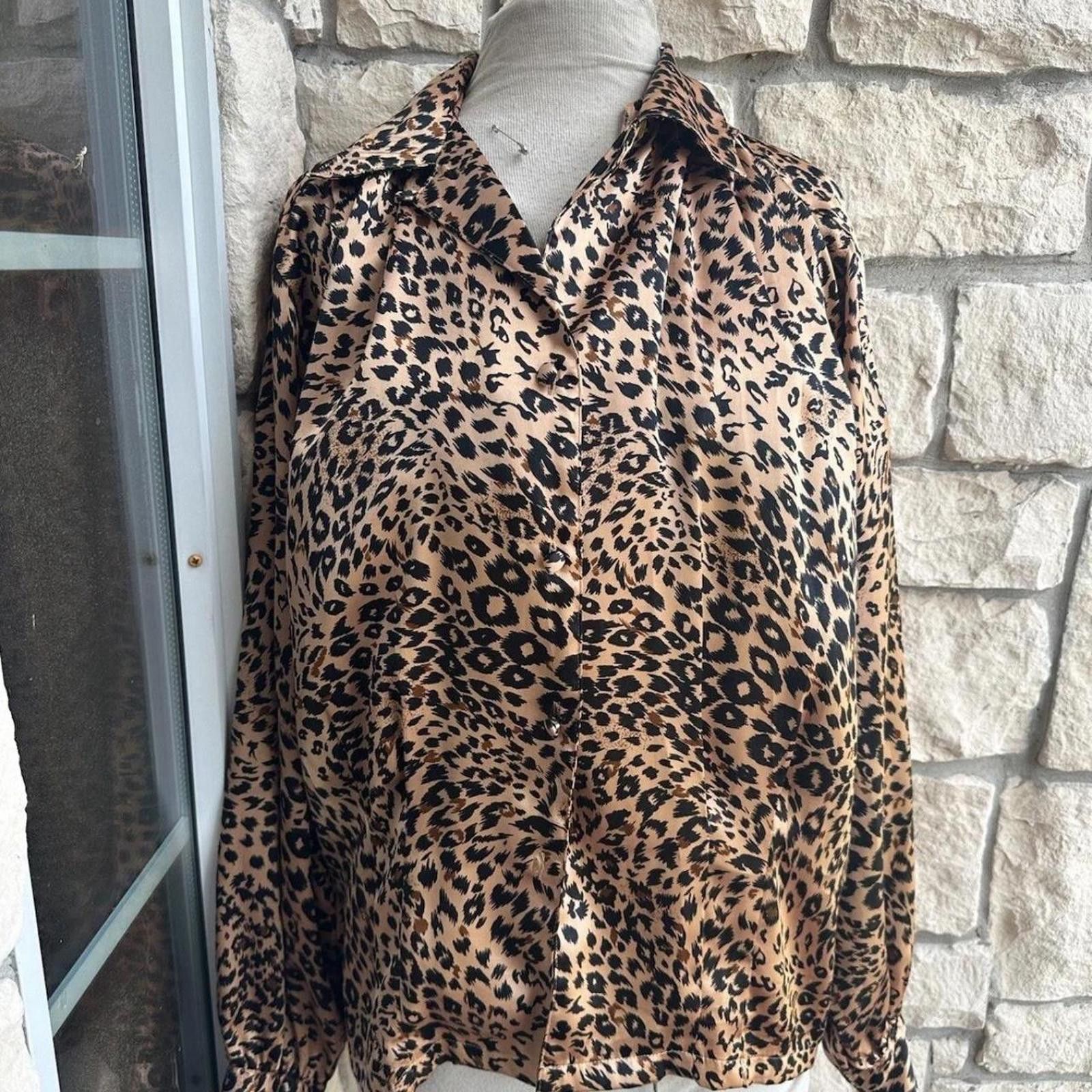 Oscar De La Renta Vintage Oscar De La Renta Expression Blouse Size M Size M / US 6-8 / IT 42-44 - 1 Thumbnail