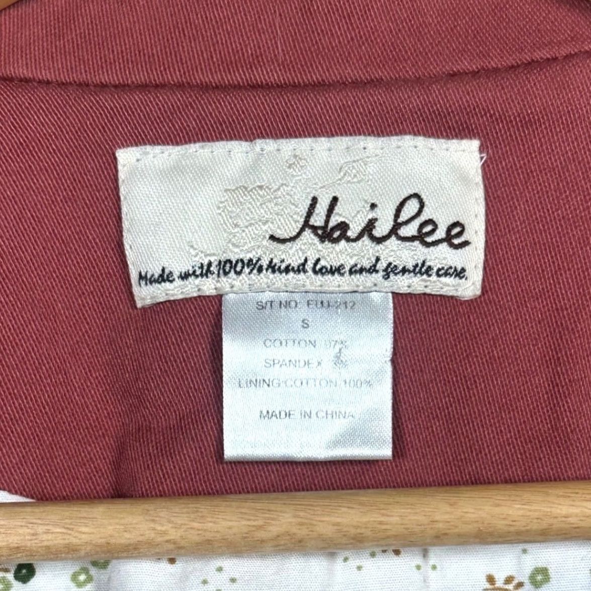 Vintage Hailee Womens Small Burgundy Red Button Front Blazer Jacket Floral Lining Size S / US 4 / IT 40 - 5 Thumbnail