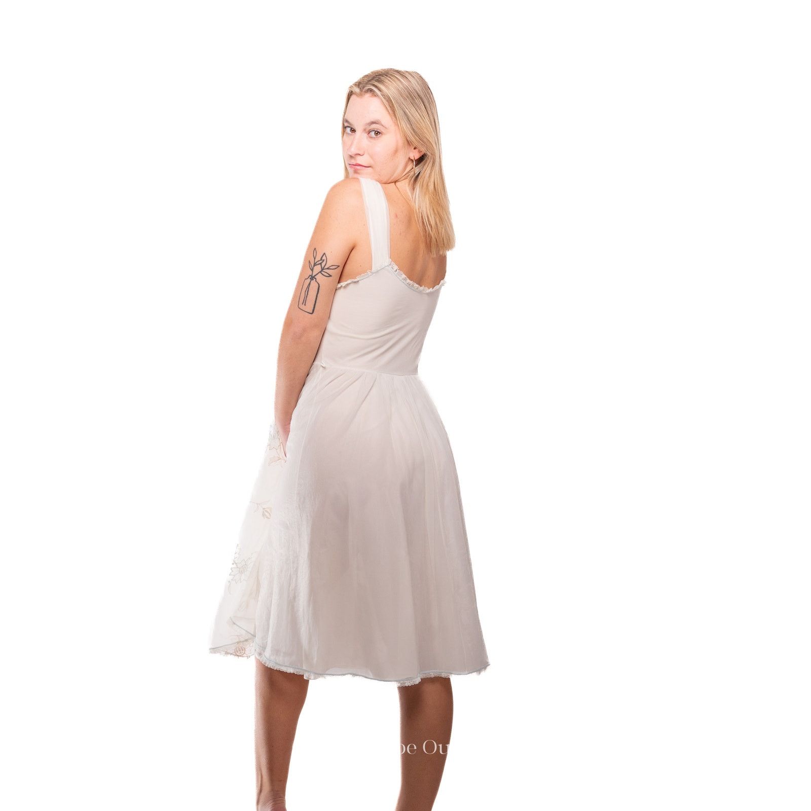 Vintage Vintage 50's Sheer White Nylon Gown Dress Size M / US 6-8 / IT 42-44 - 9 Thumbnail