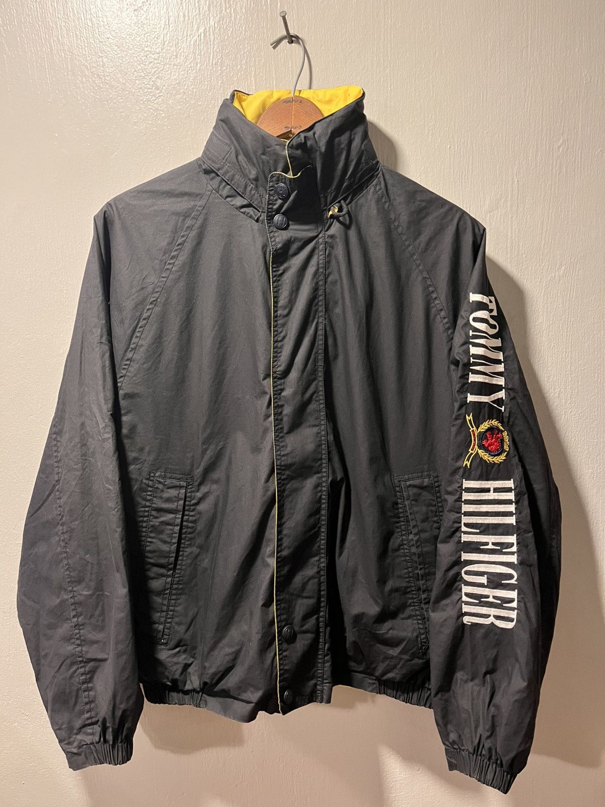 Tommy Hilfiger 90’s Vintage Tommy Hilfiger Rare Reversible Size US L / EU 52-54 / 3 - 2 Thumbnail