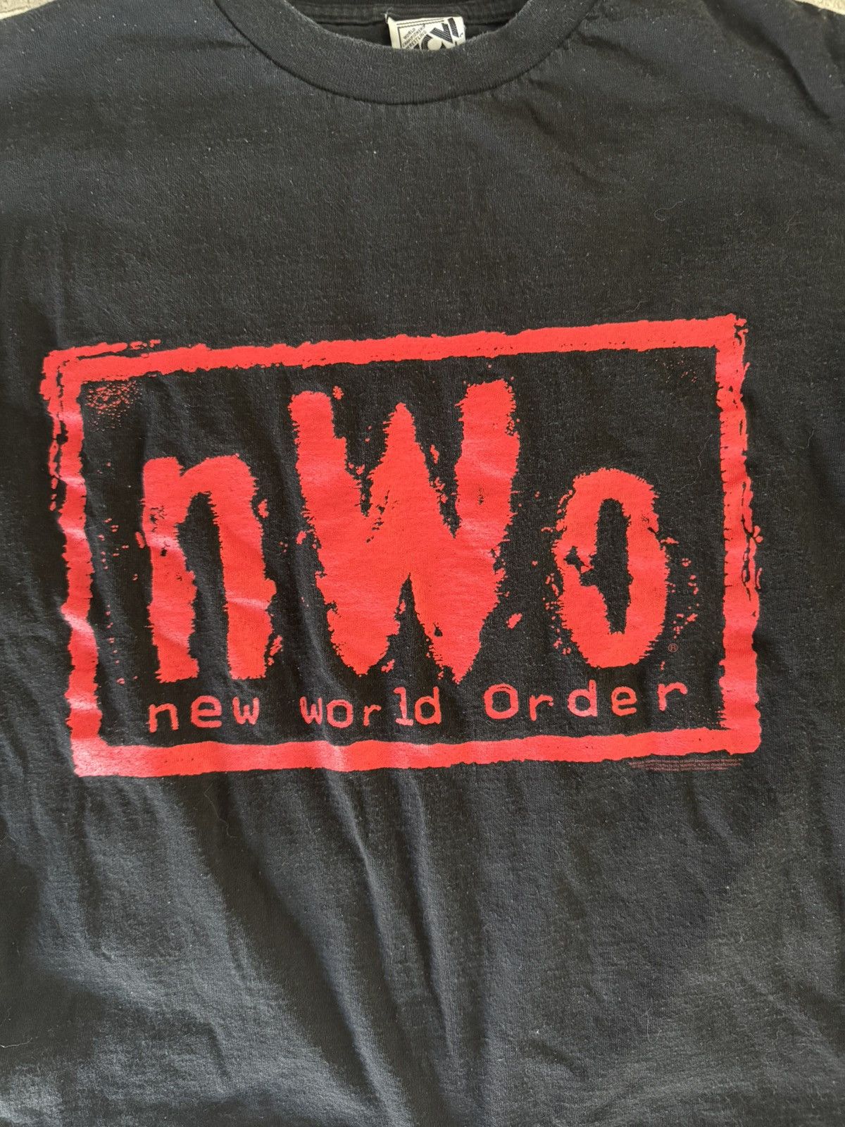 WCW/nWo 1998 nwo wolfpack outsiders vintage 90s tee y2k rey mysterio Size US S / EU 44-46 / 1 - 3 Thumbnail