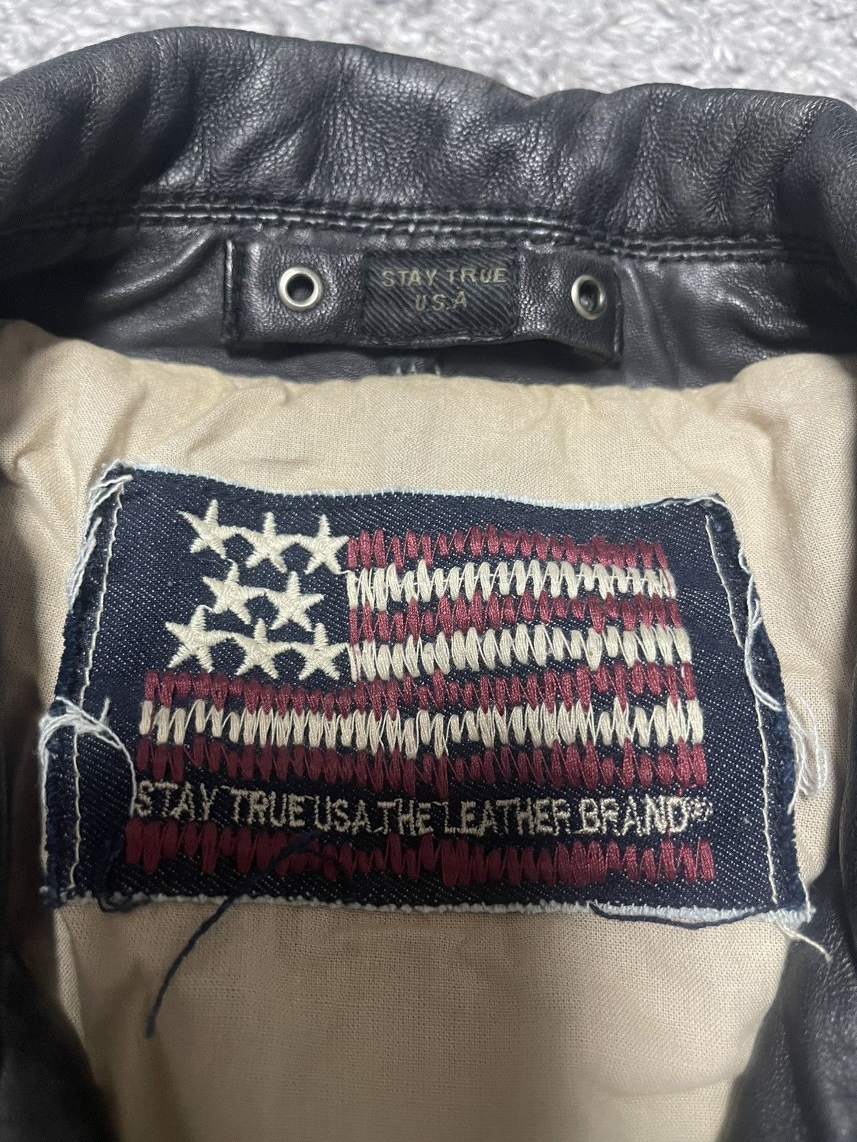 Vintage Stay True USA vintage Punk Rock Leather Faded Jacket size 44 Size S / US 4 / IT 40 - 13 Thumbnail